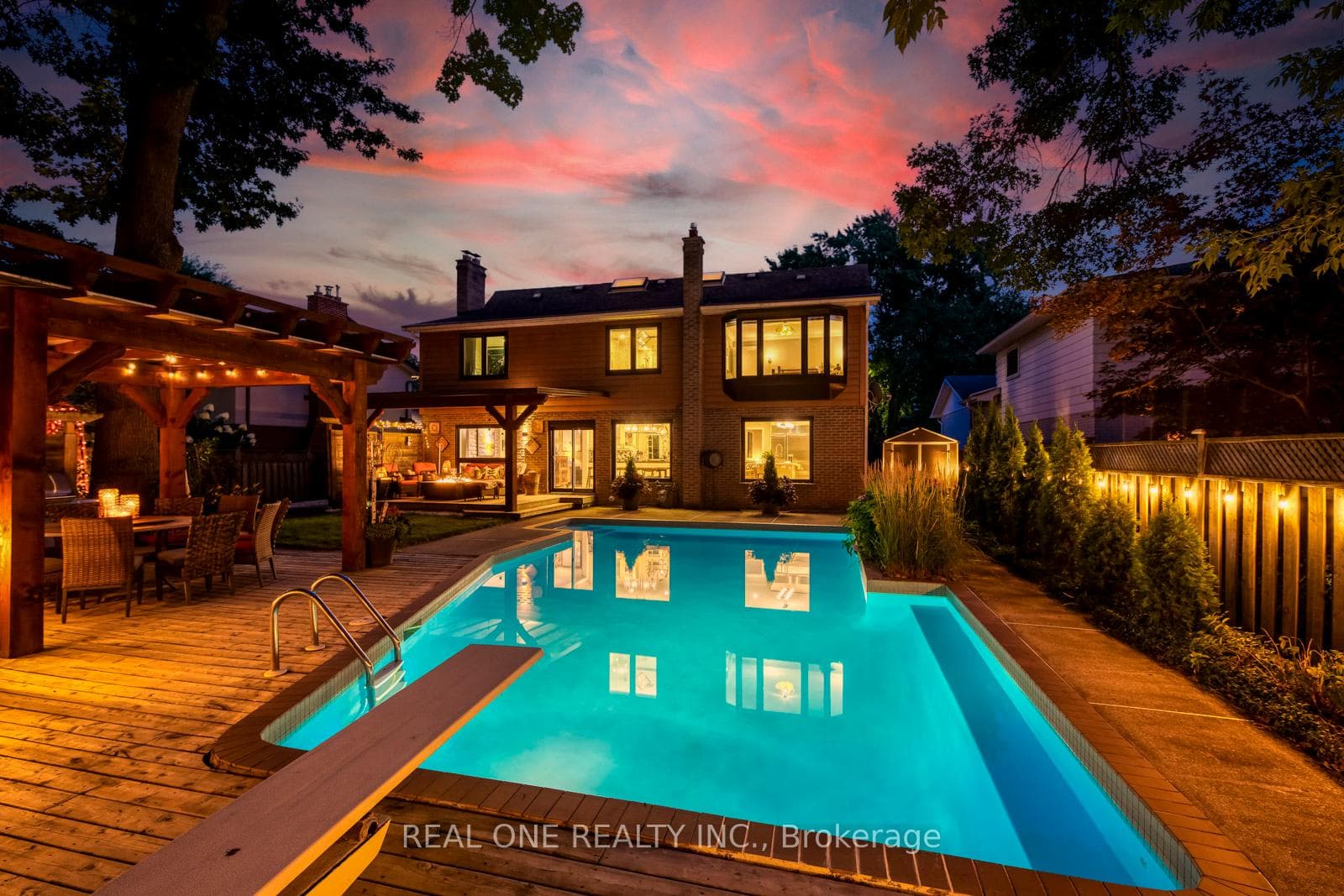 1005 Fair Birch Drive - Detached photo 47 of 48 in Mississauga, Ontario