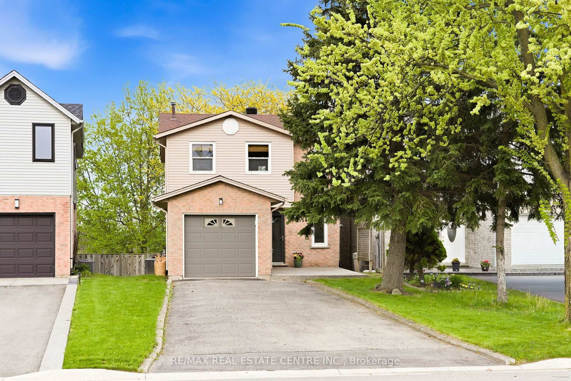 3124 Driftwood Drive - Detached photo 2 of 50 in Burlington, Ontario