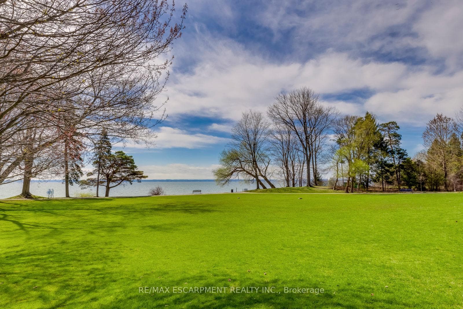 4306 Lakeshore Road - Detached photo 45 of 45 in Burlington, Ontario