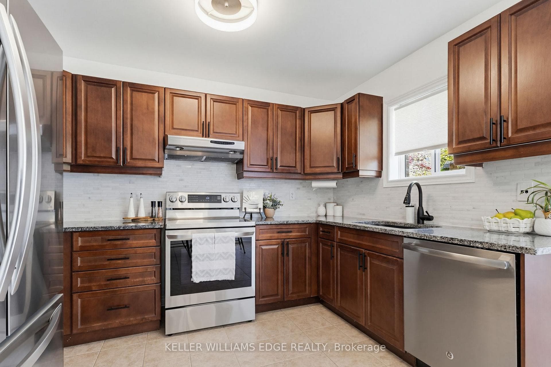 5398 Langford Road - Detached photo 11 of 40 in Burlington, Ontario