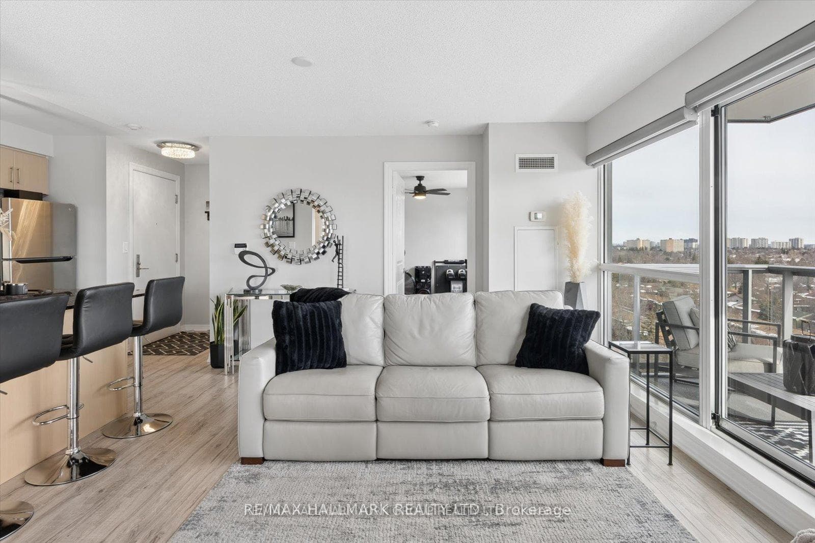 30 Herons Hill Way Unit 906 - Condo photo 14 of 39 in Hillcrest Village / Bayview Village, Ontario