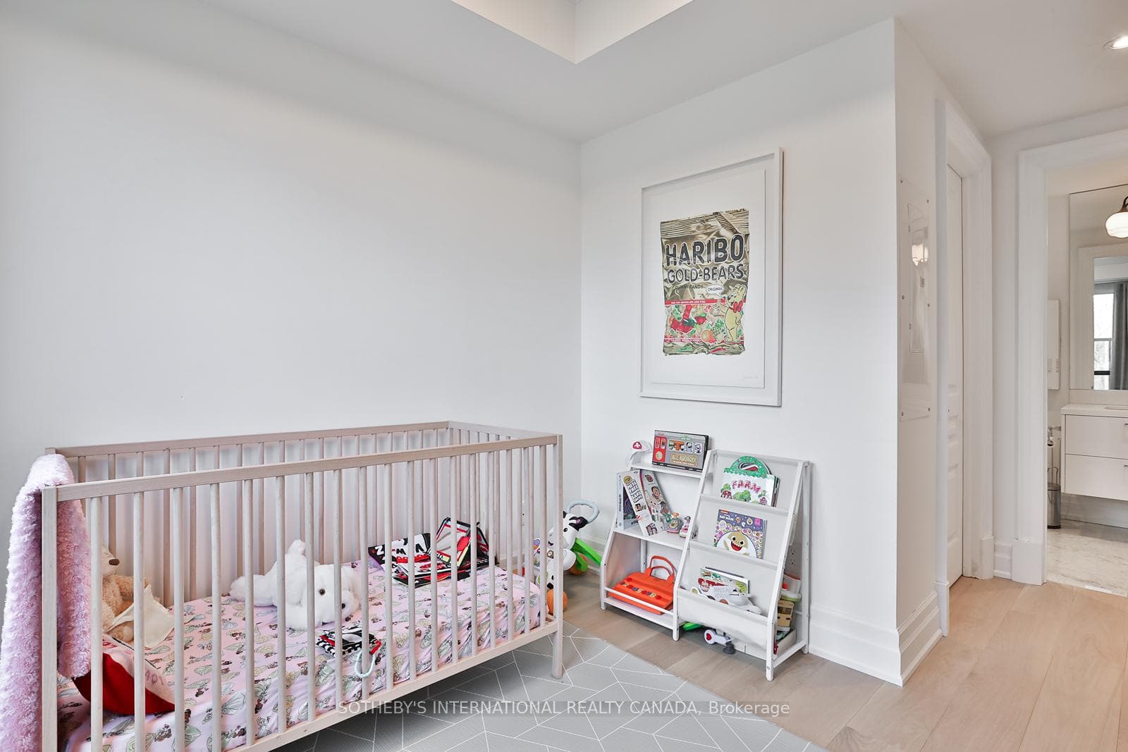 1 Forest Hill Road Unit 401 - Condo photo 26 of 36 in Annex / Yorkville / Summerhill, Ontario