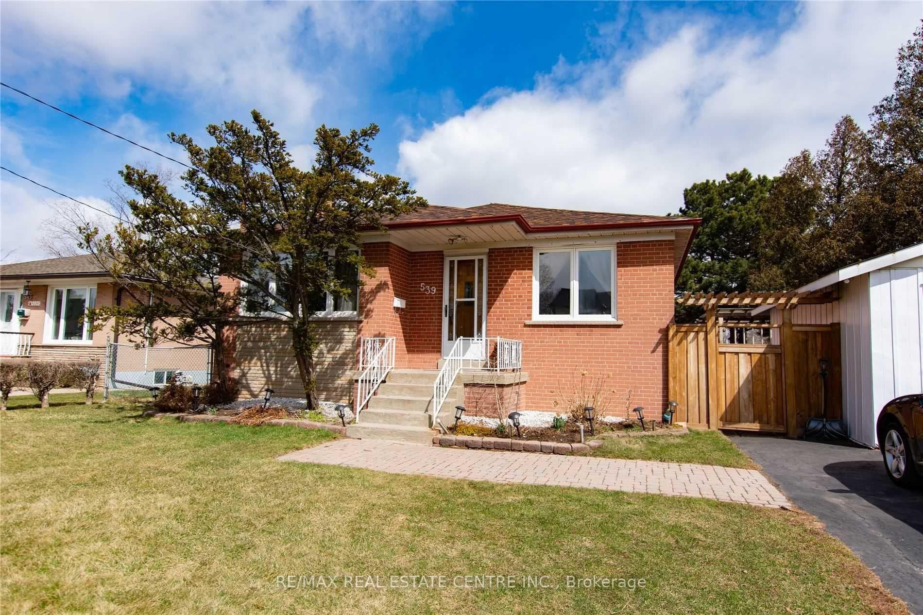 539 Weynway Court - Detached for sale in Old Oakville, Ontario