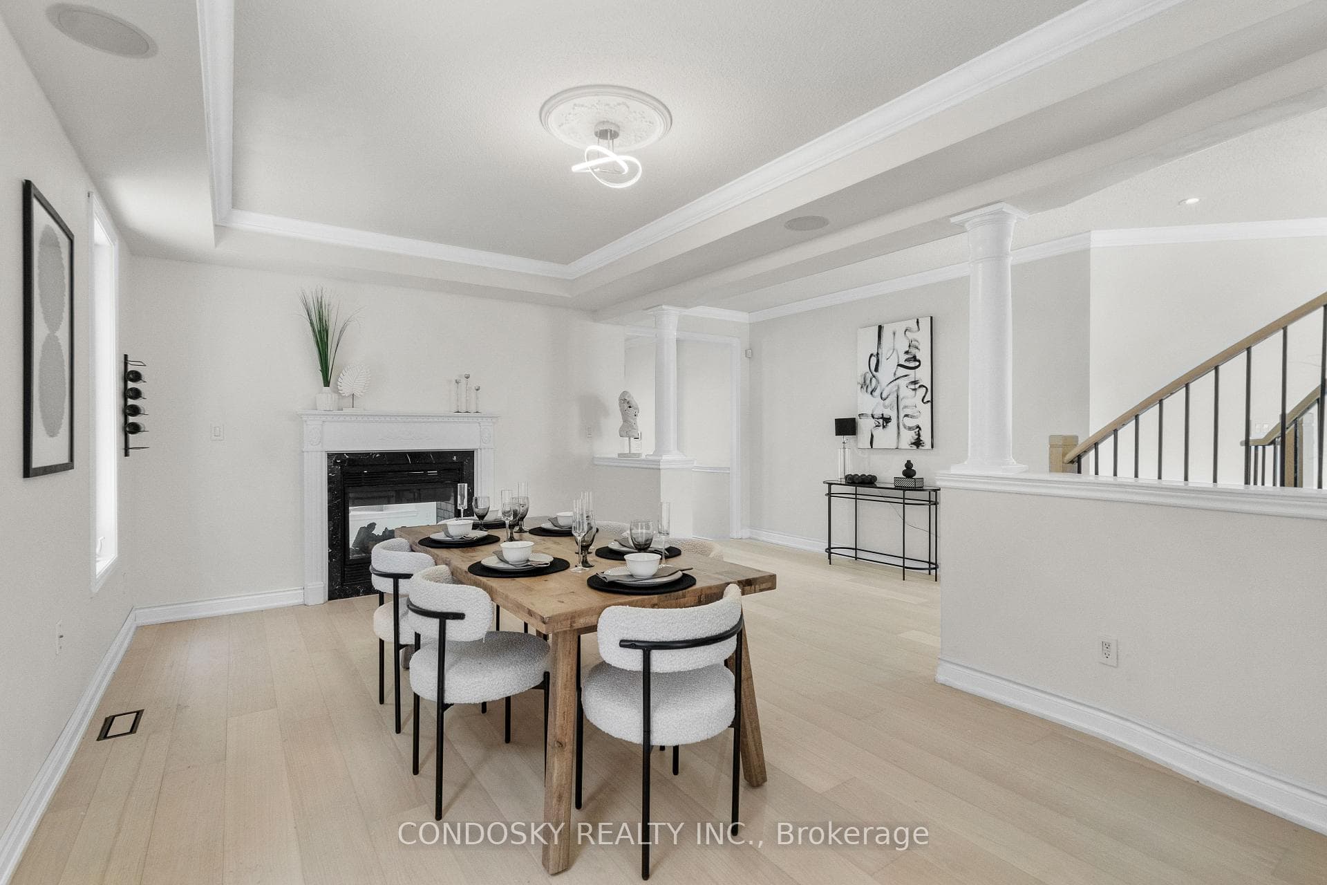 3322 Fox Run Circle - Detached photo 17 of 50 in Oakville, Ontario
