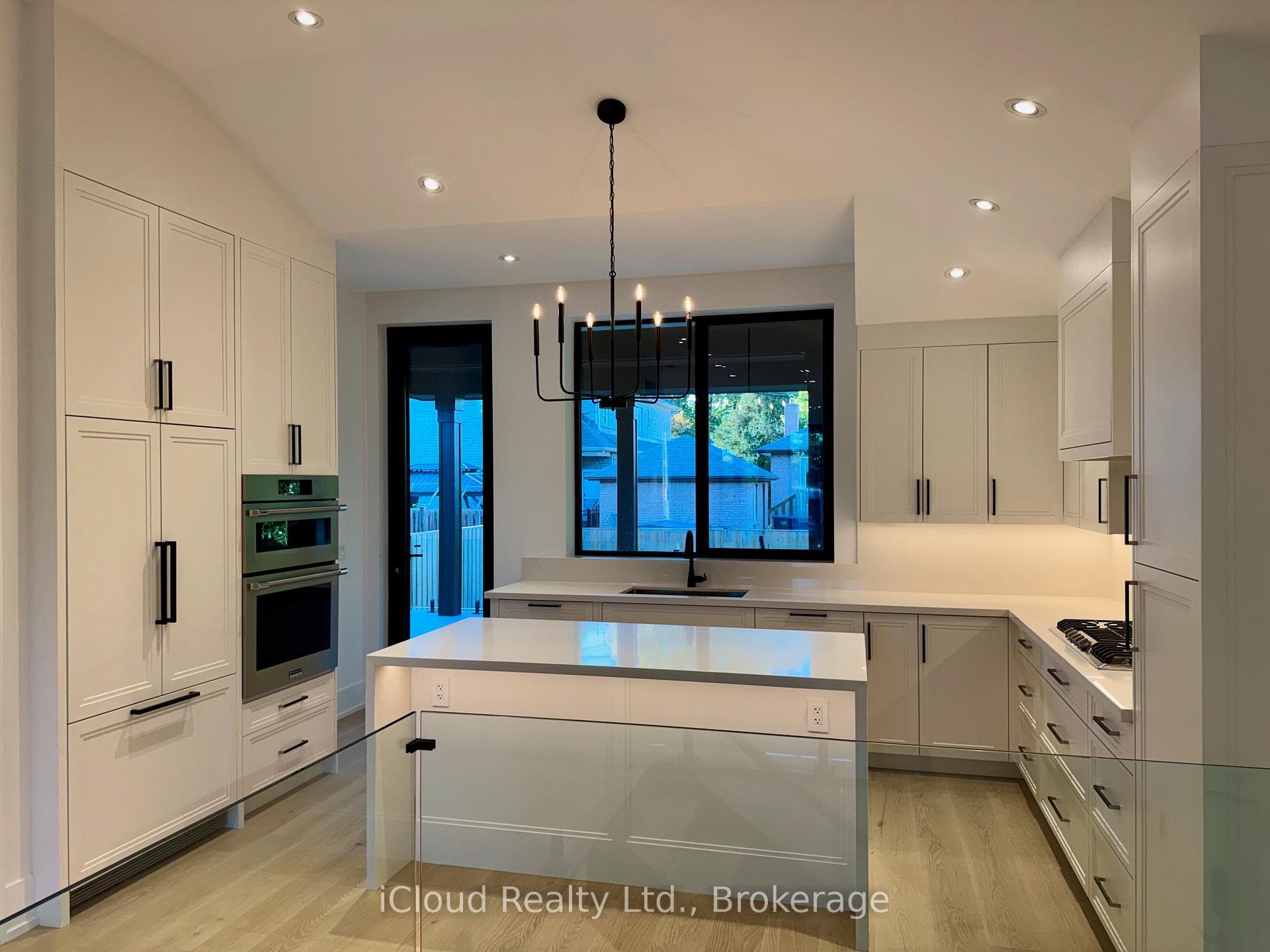 201 Troy Street - Single Family Home for sale in Erin Mills, Ontario