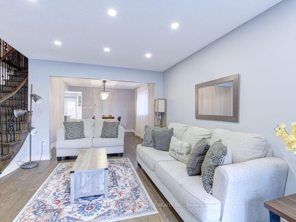 5965 River Grove Avenue - Detached photo 6 of 50 in Mississauga, Ontario