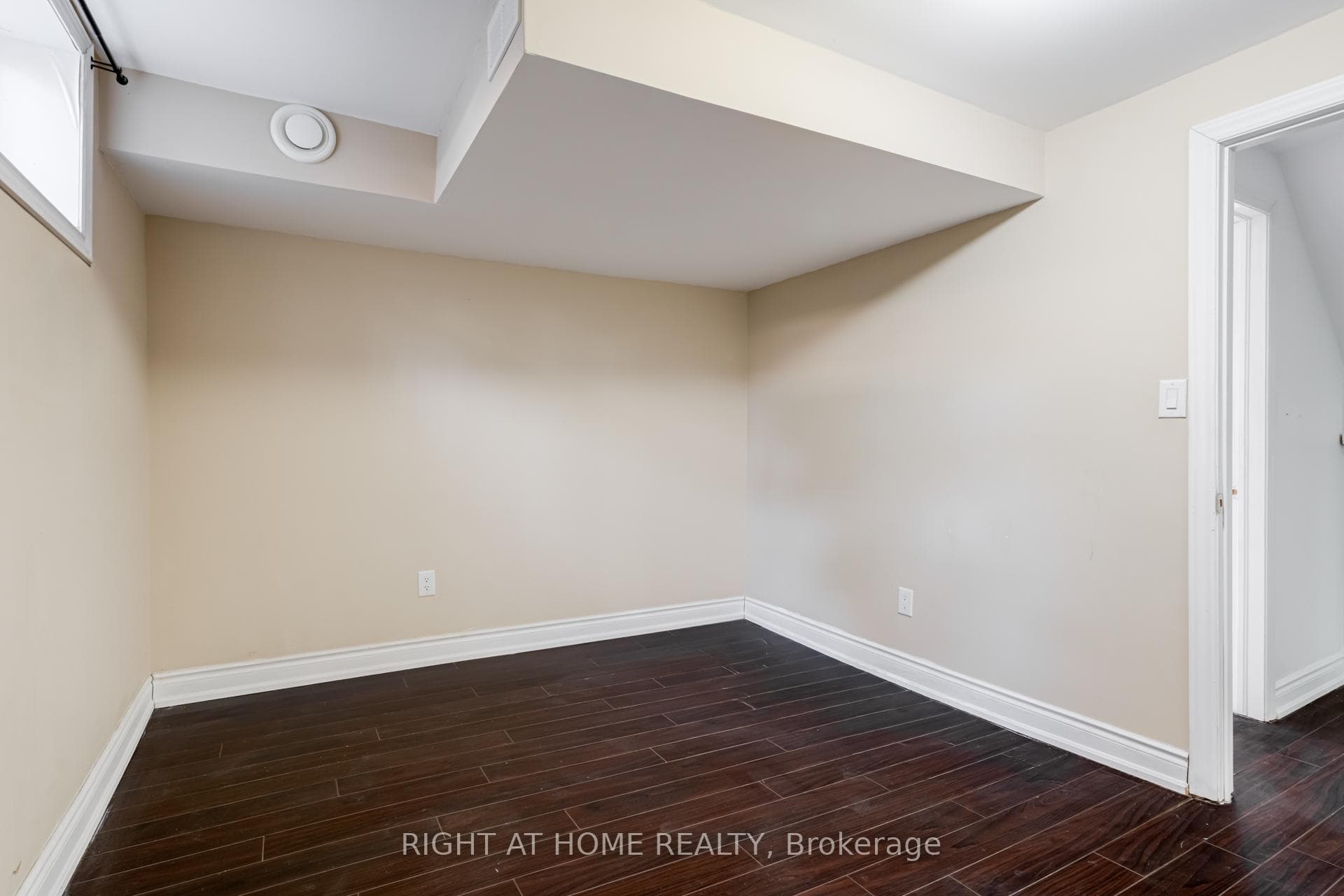 40 Salisbury Circle - Semi-Detached photo 41 of 50 in Brampton, Ontario