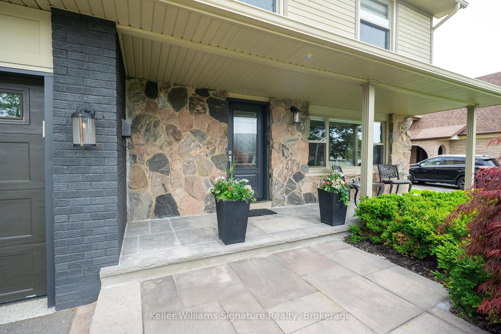 503 Wicklow Road - Detached photo 5 of 42 in Burlington, Ontario