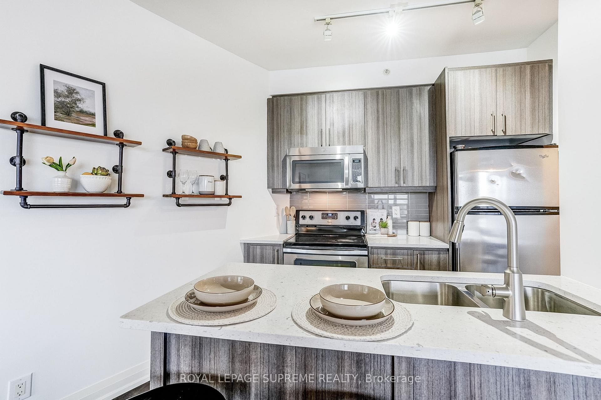 85 The Donway West N/A Unit 504 - Condo photo 13 of 42 in Don Mills / Parkwoods / Victoria Village, Ontario