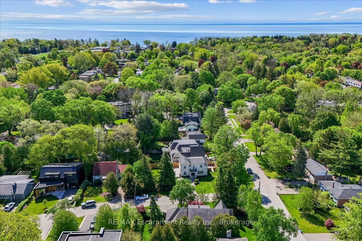 549 Jeanette Drive - Detached photo 38 of 39 in Oakville, Ontario