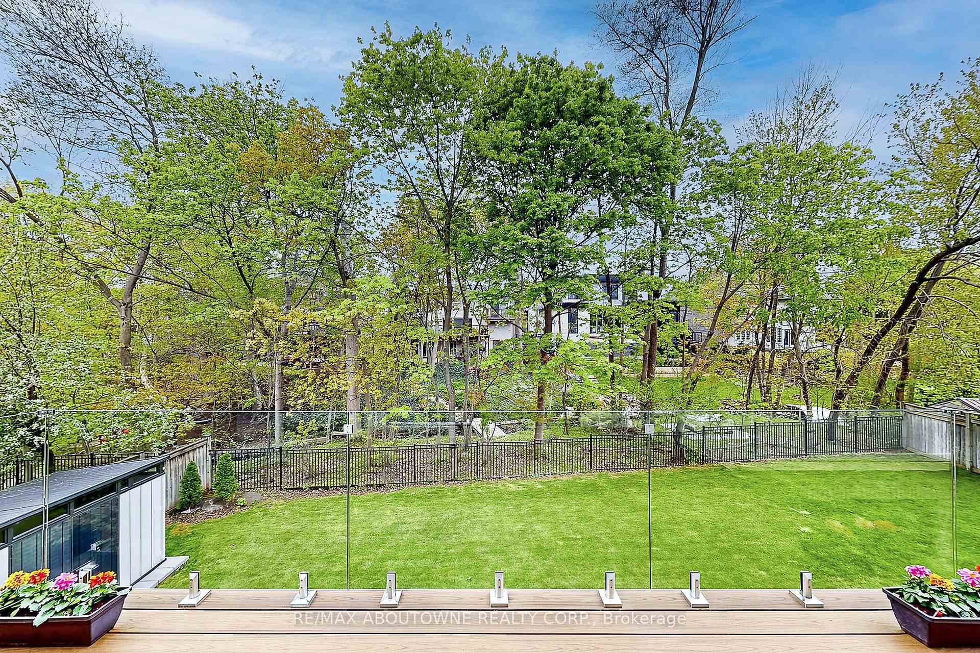 1364 Acton Crescent - Detached photo 12 of 50 in Oakville, Ontario