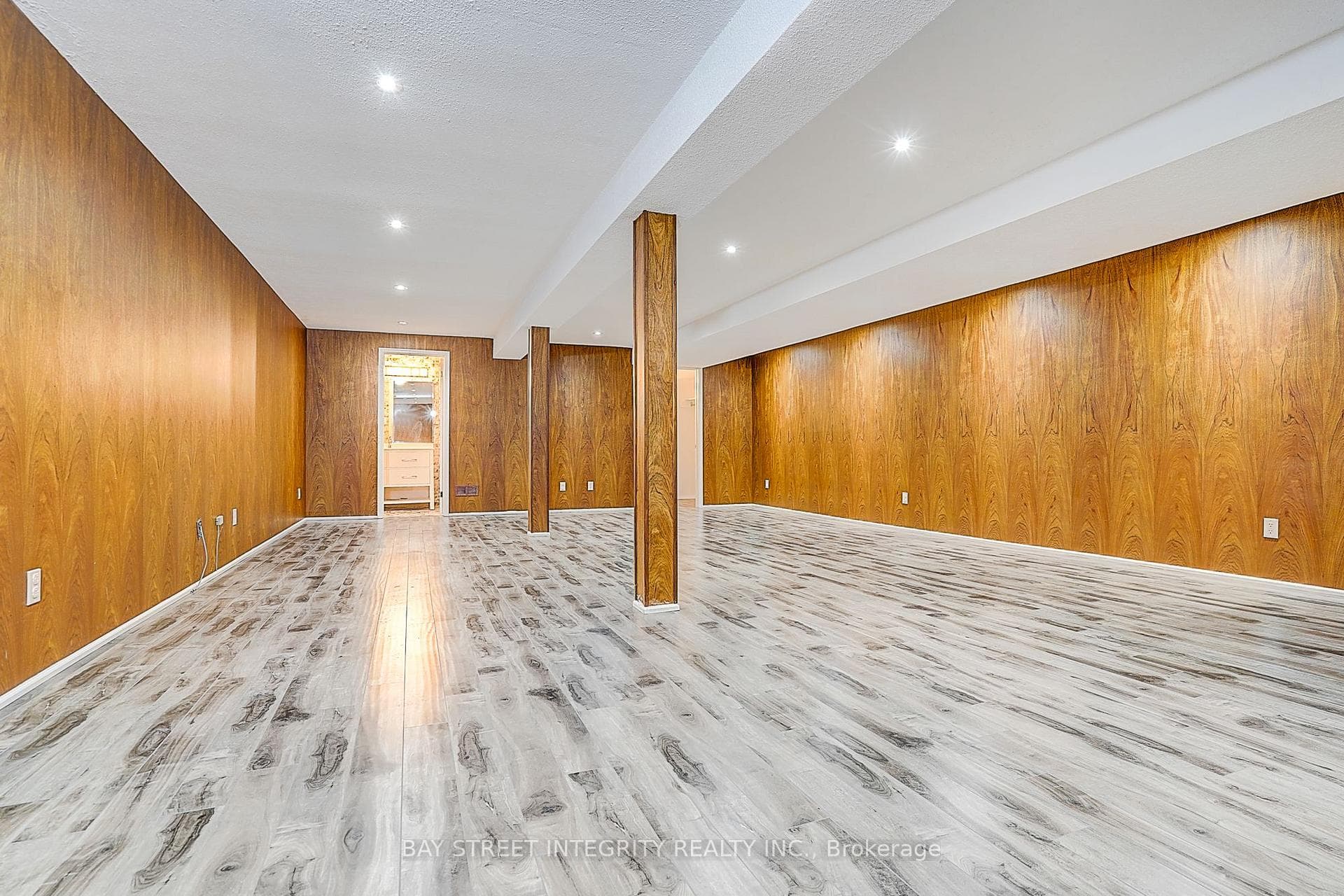 46 Caravan Drive - Detached photo 33 of 43 in Don Mills / Parkwoods / Victoria Village, Ontario