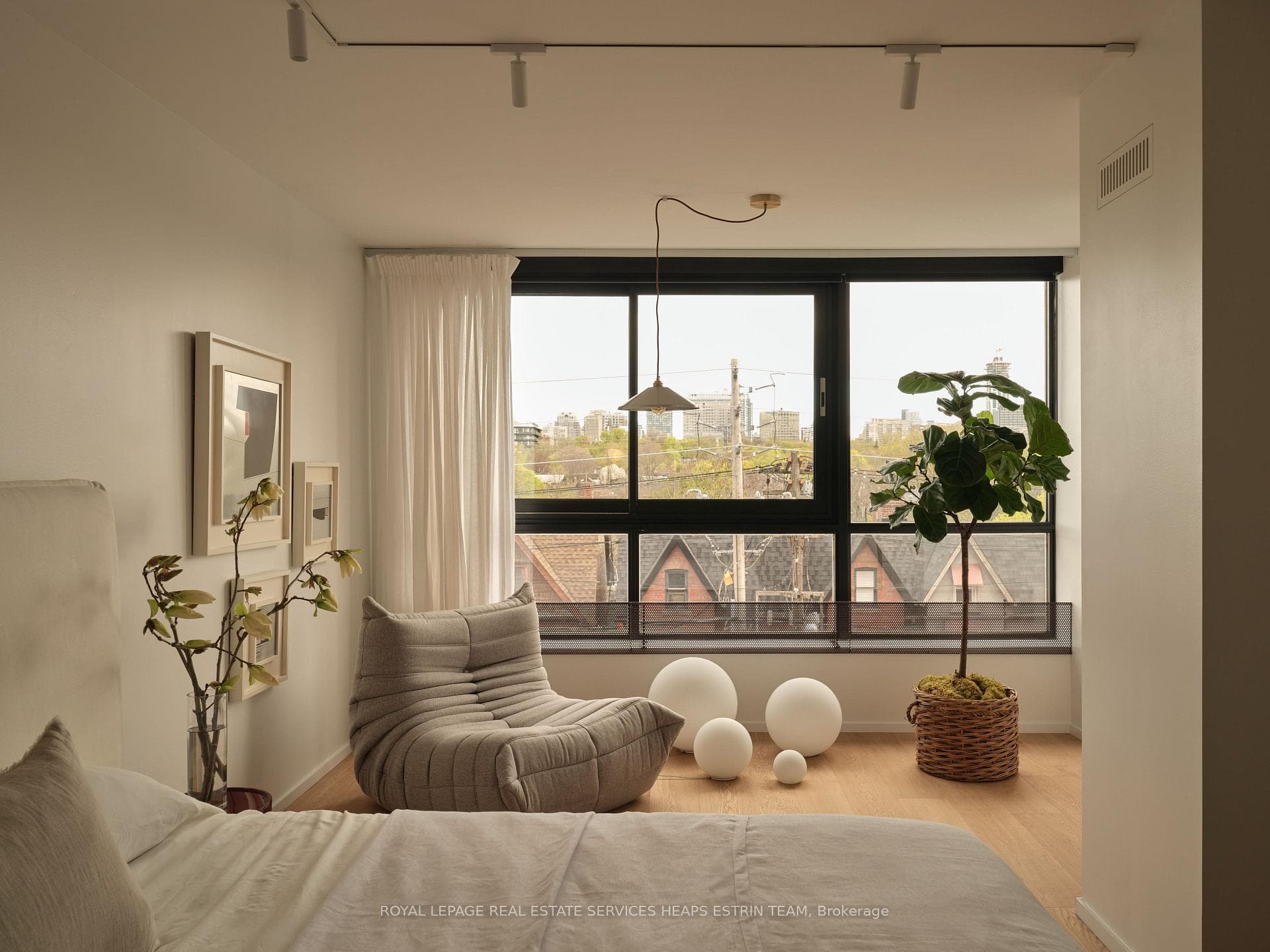 225 Davenport Road Unit 514 - Condo photo 13 of 36 in Annex / Yorkville / Summerhill, Ontario
