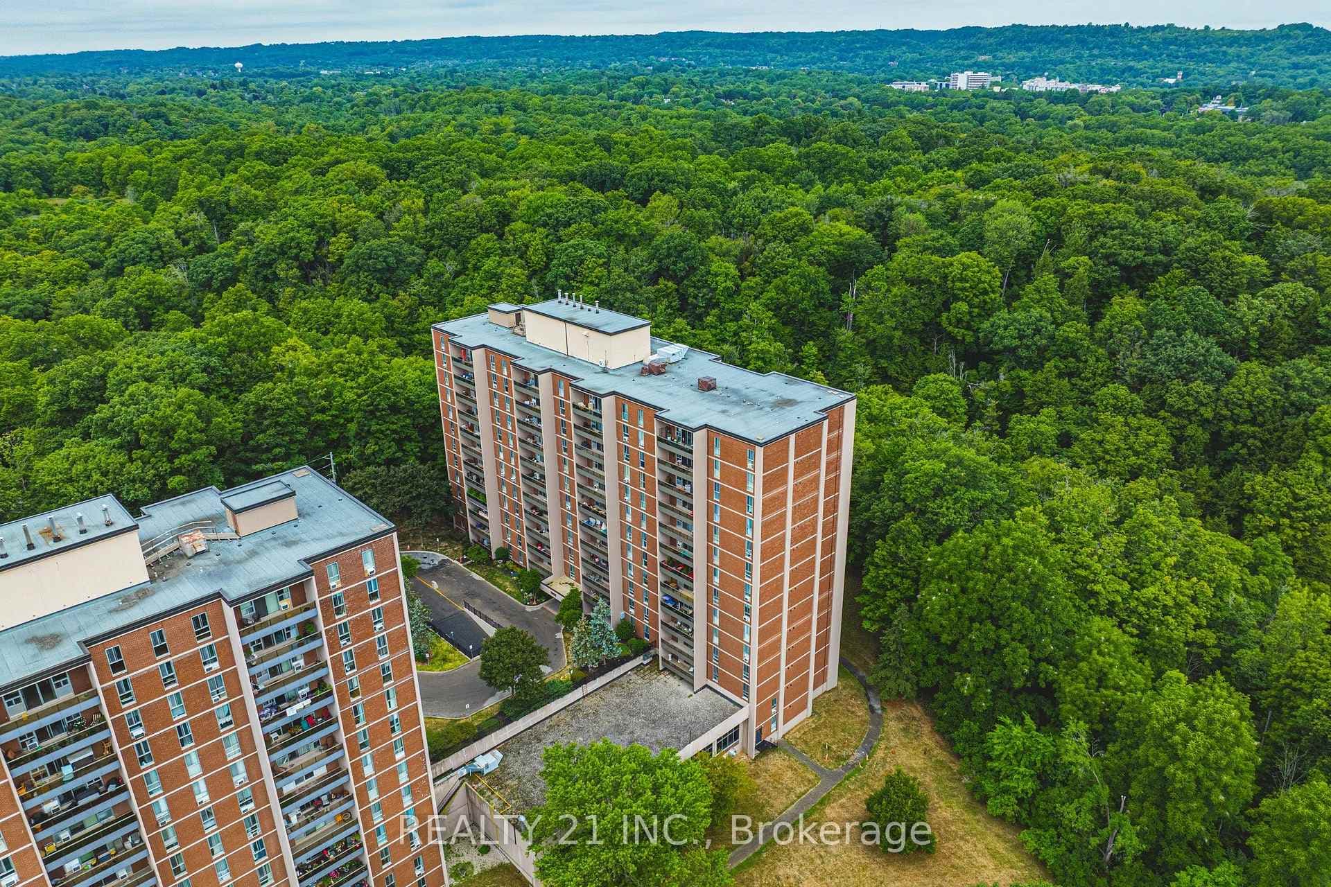 1968 Main Street Unit 1108 - Condo photo 2 of 28 in Hamilton, Ontario