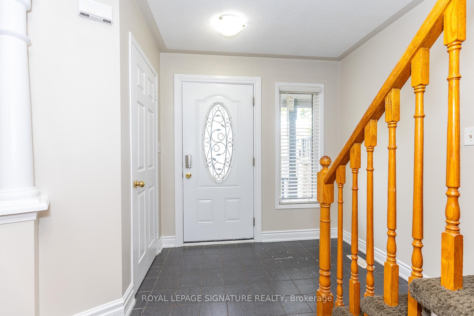 60 Blue Spruce Street - Townhouse photo 10 of 39 in Brampton, Ontario