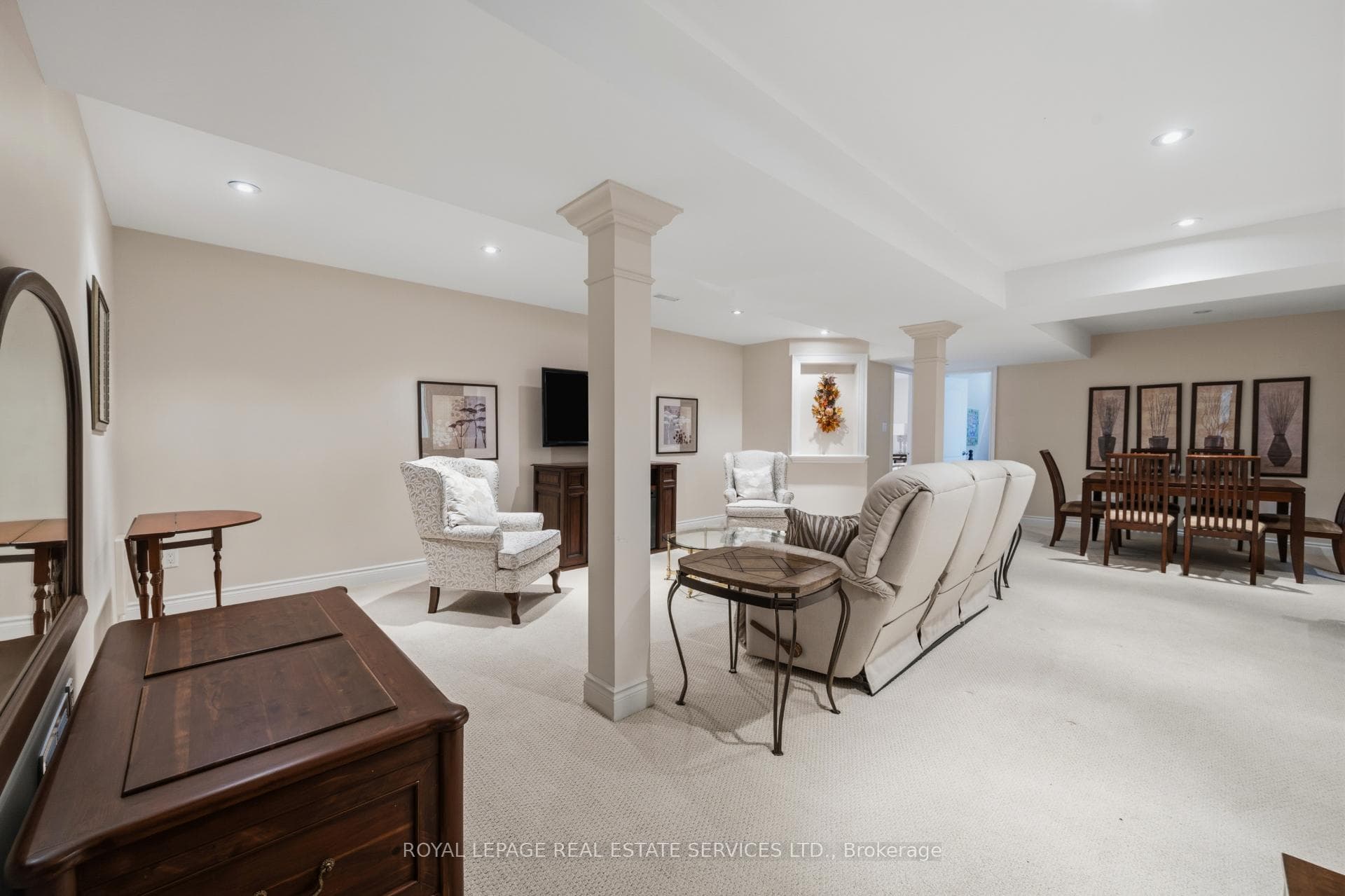 2130 Dickson Road Unit 10 - Condo photo 38 of 49 in Mississauga, Ontario