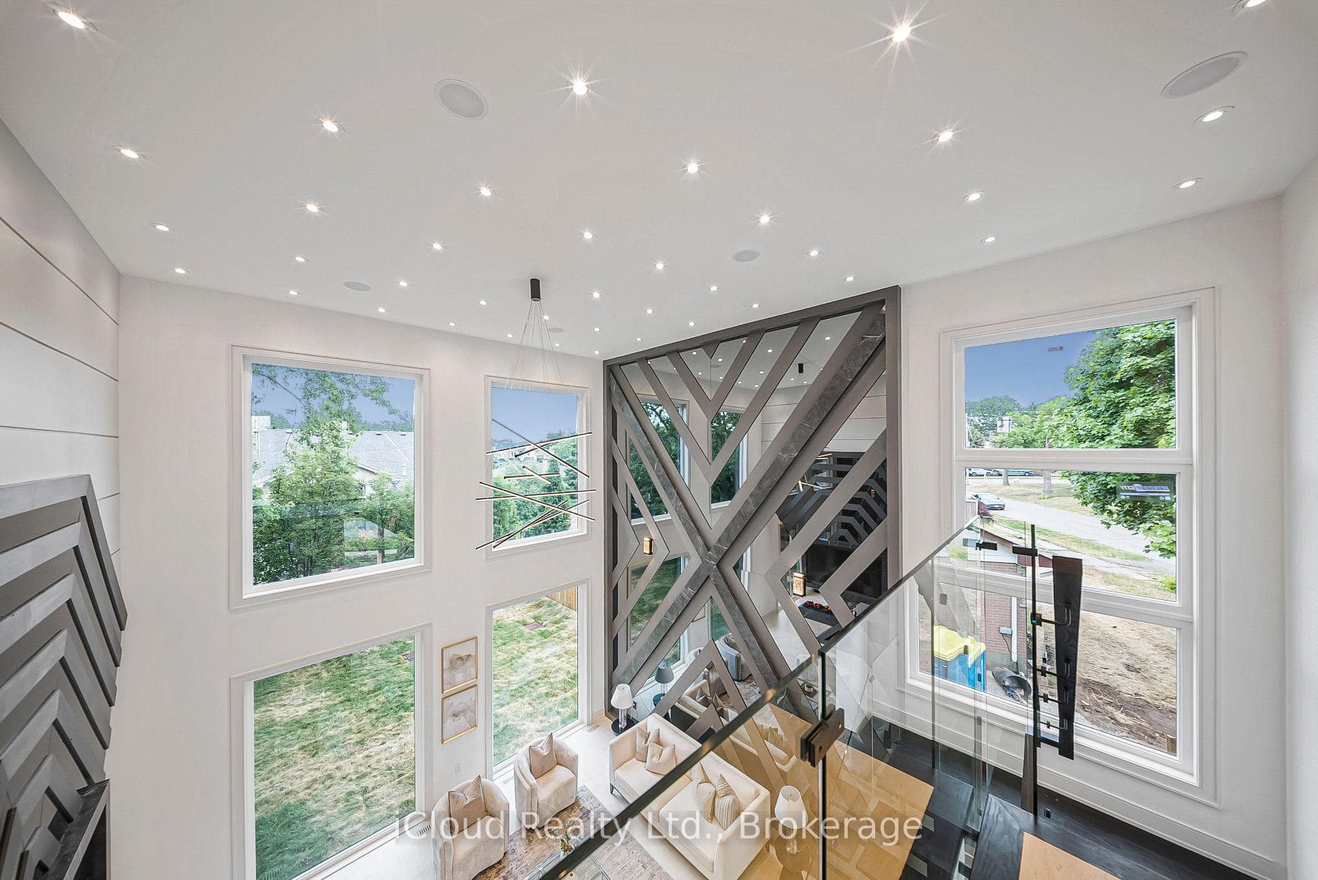 1374 Tansley Drive - Detached photo 16 of 46 in Oakville, Ontario
