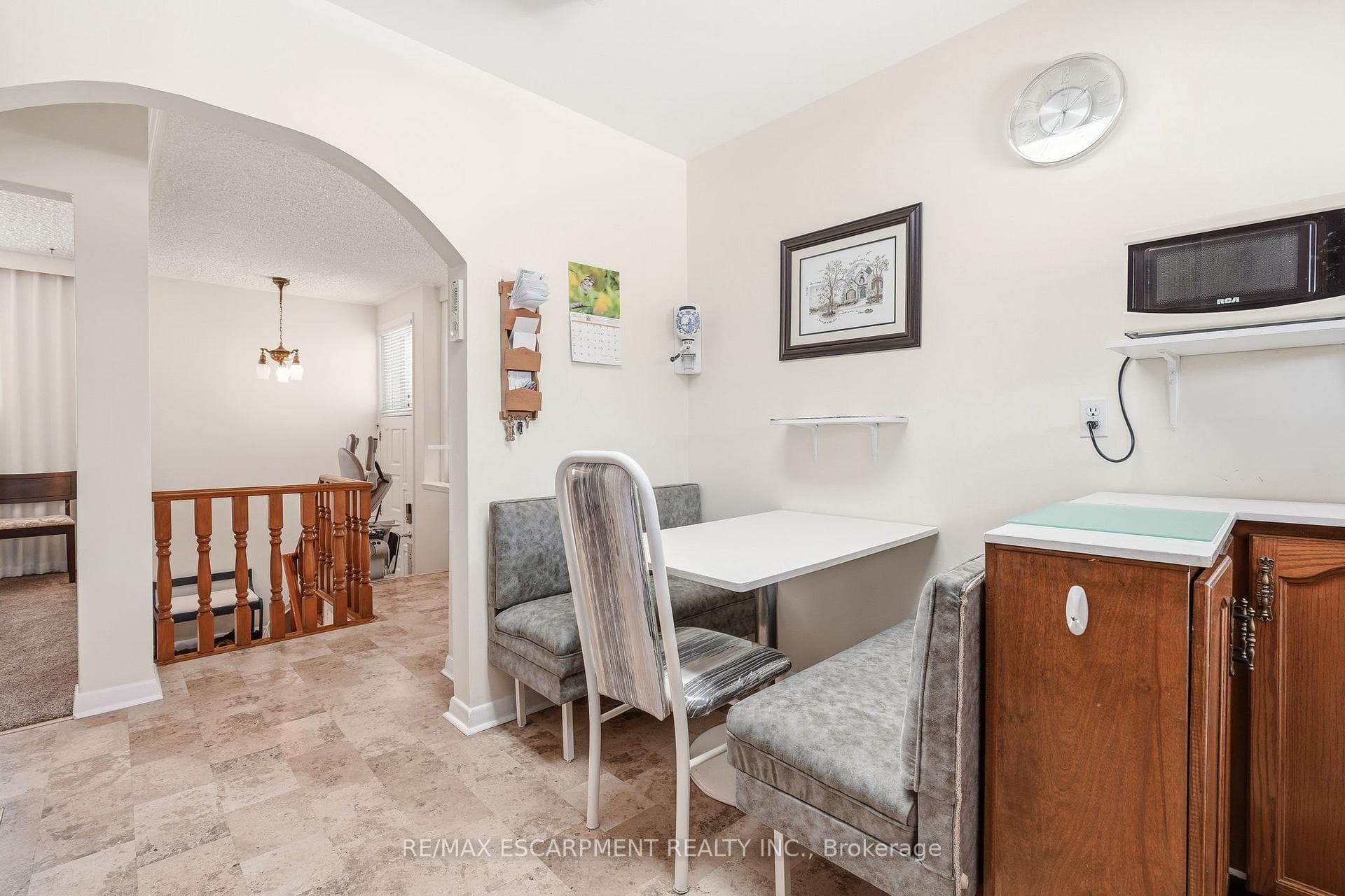 491 Warminster Drive - Detached photo 10 of 25 in Oakville, Ontario