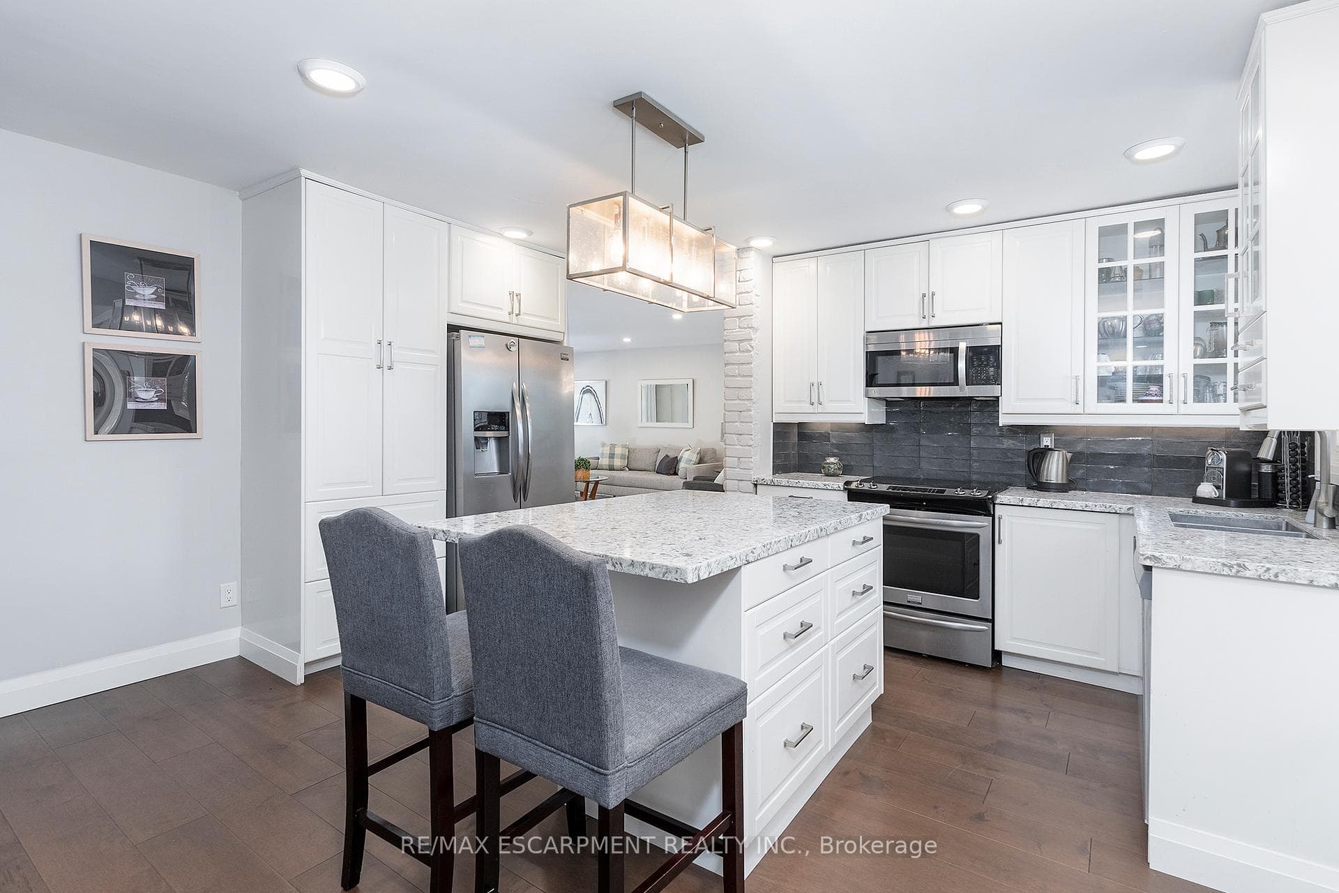436 Goodram Drive - Detached photo 13 of 43 in Burlington, Ontario
