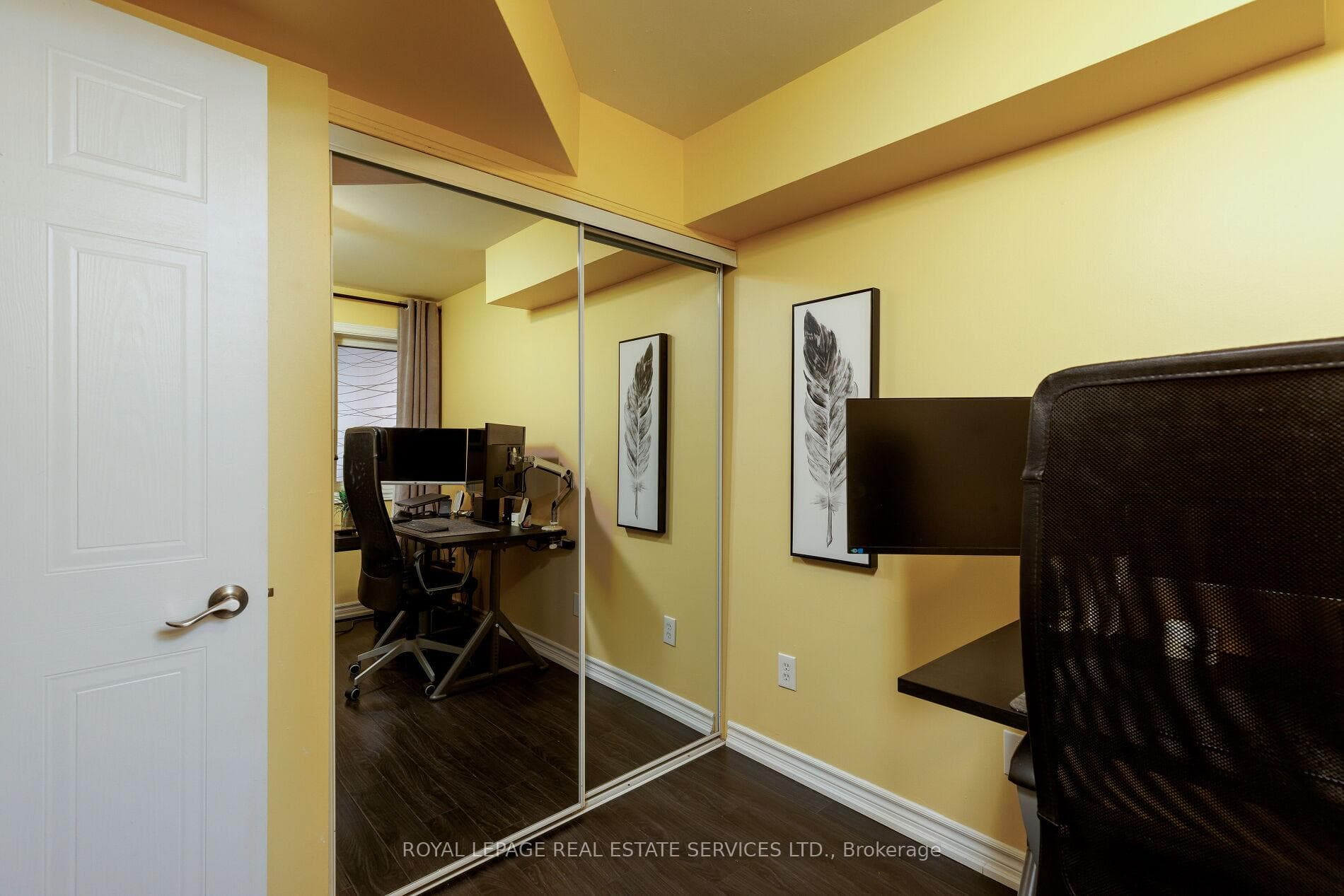 75 Bristol Road Unit 174 - Condo photo 19 of 22 in Mississauga, Ontario