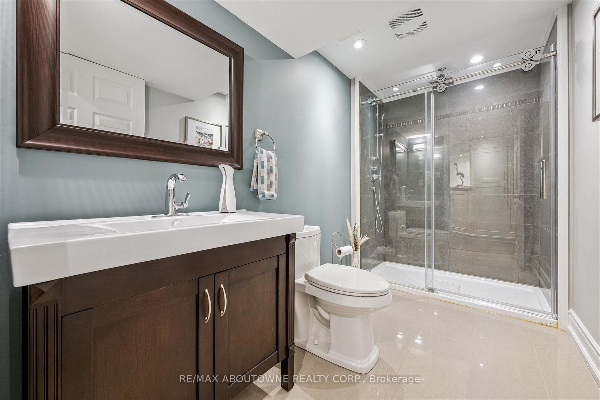 154 Howell Road - Detached photo 40 of 50 in Oakville, Ontario