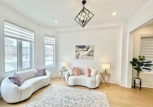 469 Threshing Mill Boulevard - Detached photo 3 of 45 in Oakville, Ontario