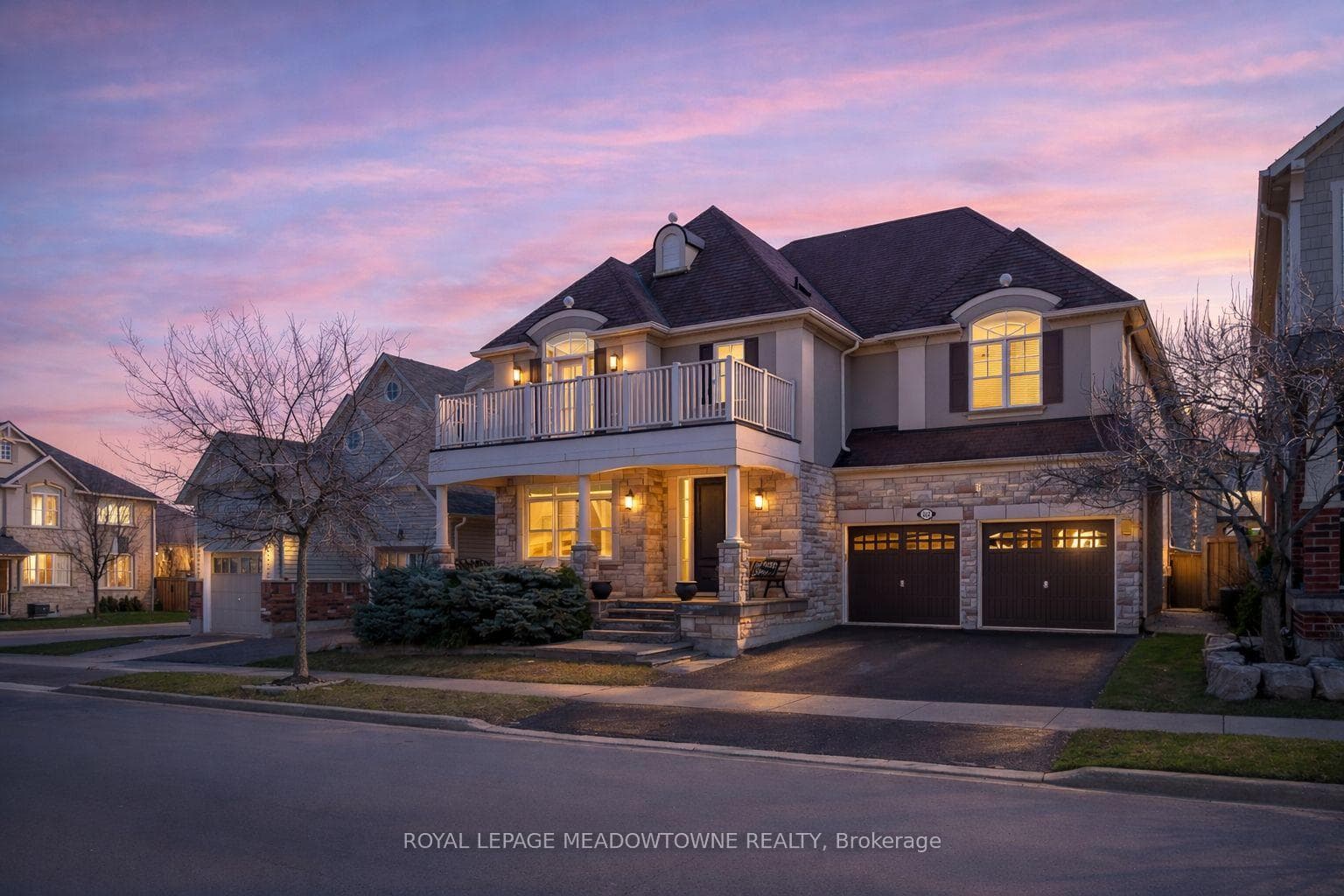 352 Peregrine Way - Detached for sale in Old Milton, Ontario