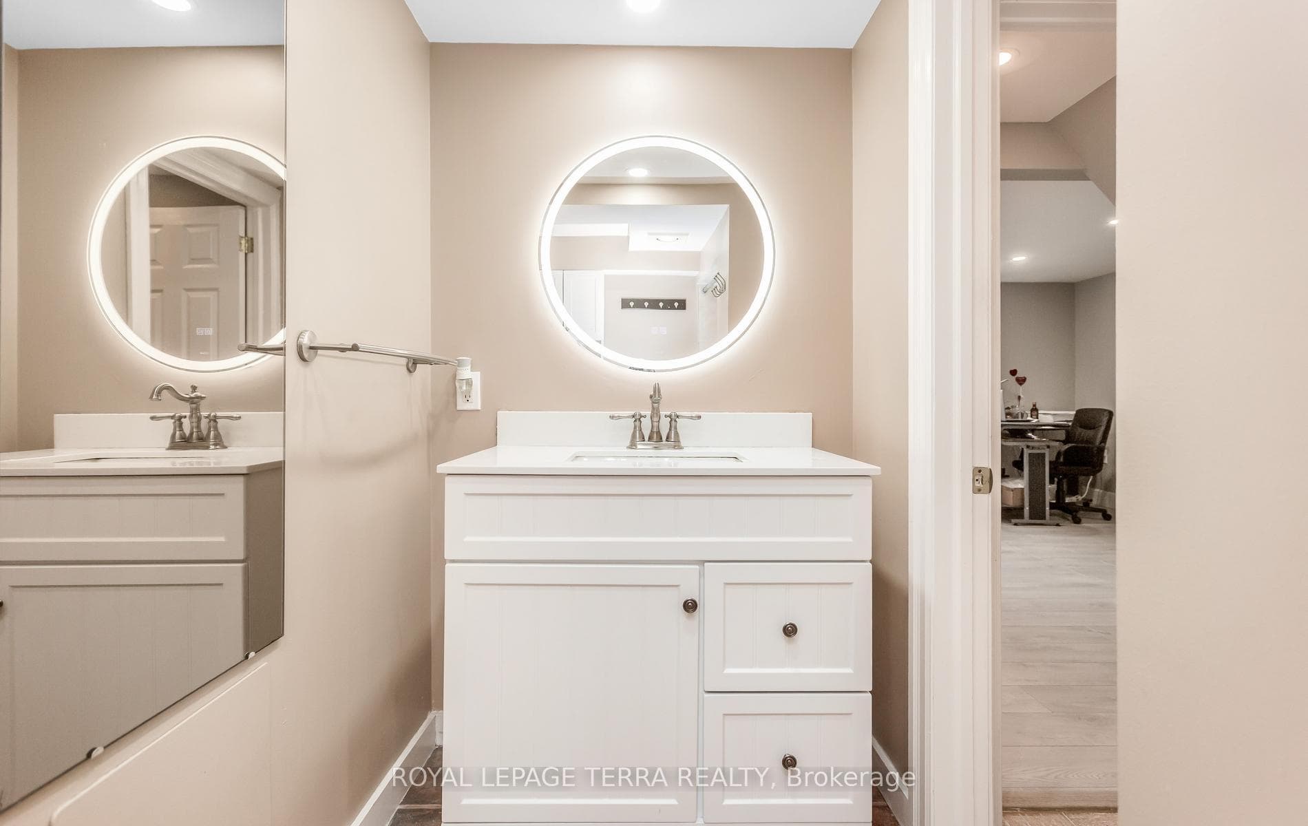 2475 Brookhurst Road - Semi-Detached photo 29 of 44 in Mississauga, Ontario