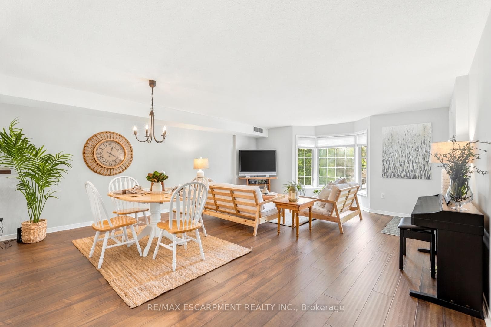 216 Plains Road Unit A307 - Condo photo 10 of 35 in Burlington, Ontario
