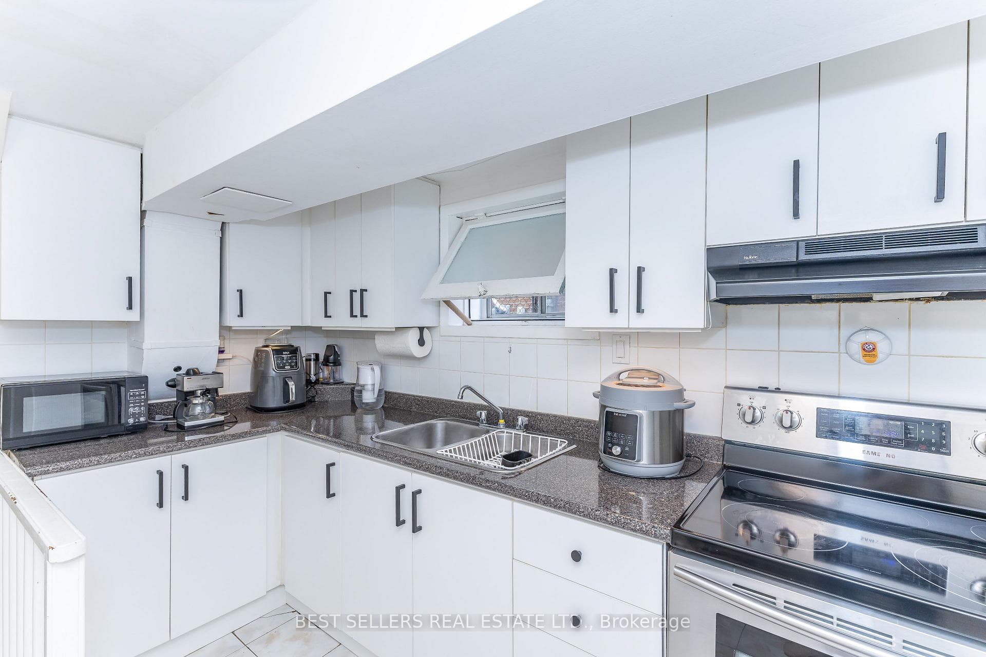 2554 Palisander Avenue - Semi-Detached photo 22 of 31 in Mississauga, Ontario