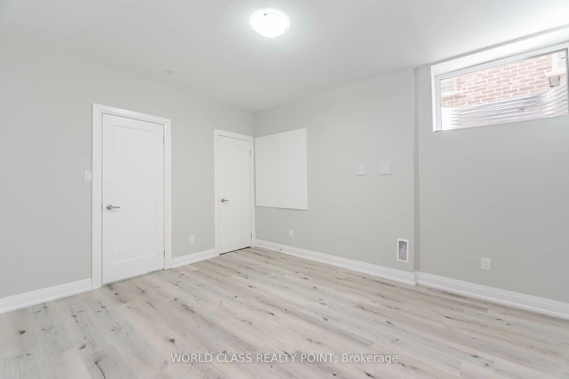 560 Woodview Road - Detached photo 38 of 39 in Burlington, Ontario