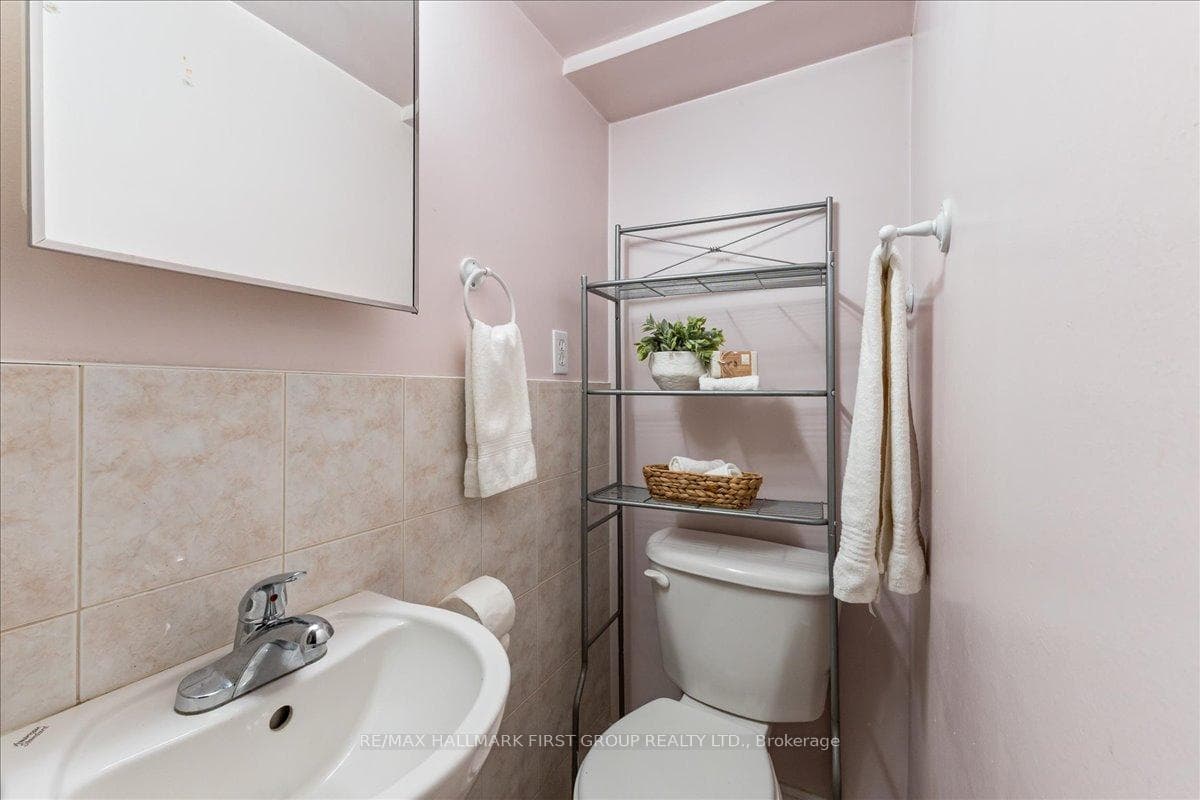 2690 Islington Avenue - Detached photo 35 of 45 in Etobicoke (West Mall / Rexdale), Ontario