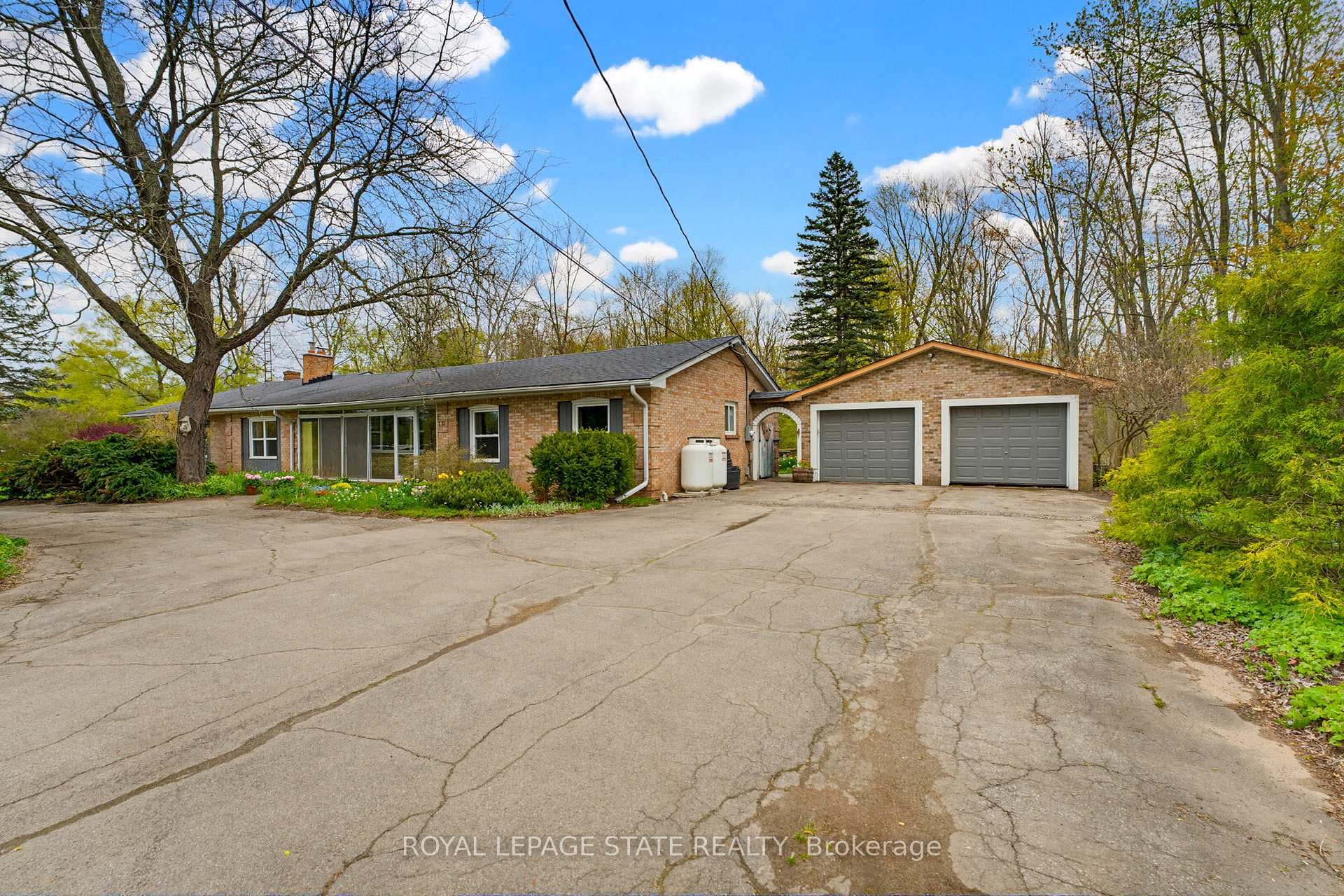 10 huisman Lane - Detached photo 5 of 50 in Hamilton, Ontario
