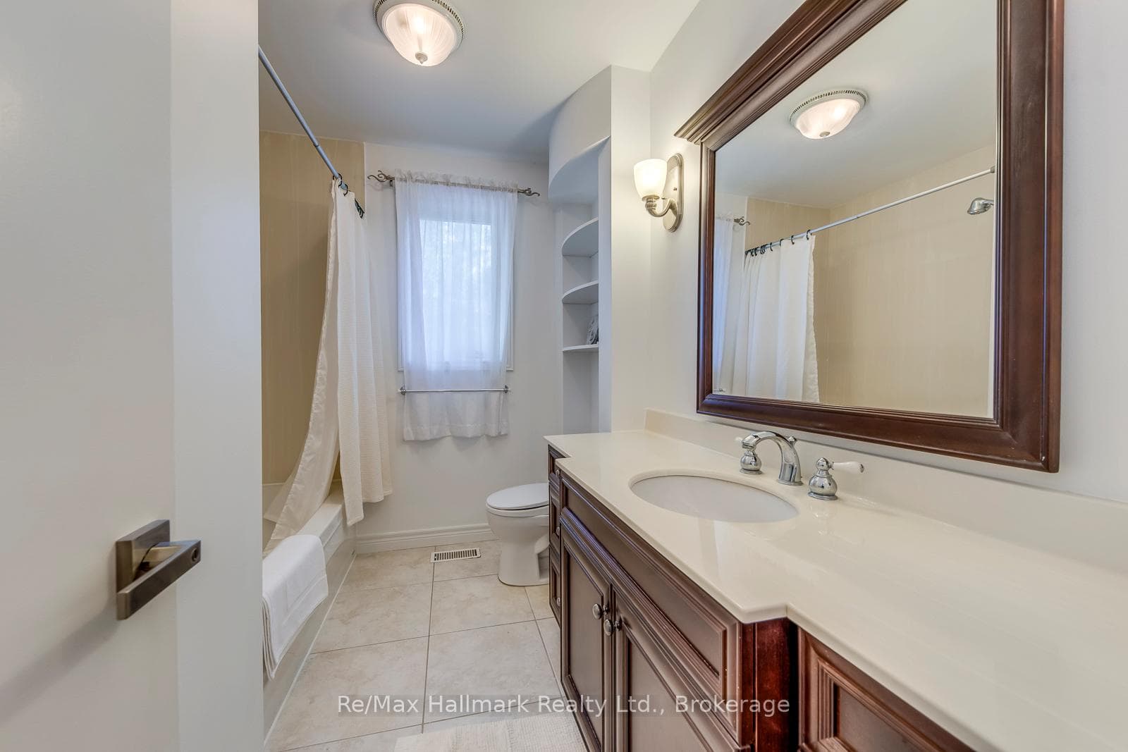 157 Trelawn Avenue - Detached photo 24 of 50 in Oakville, Ontario