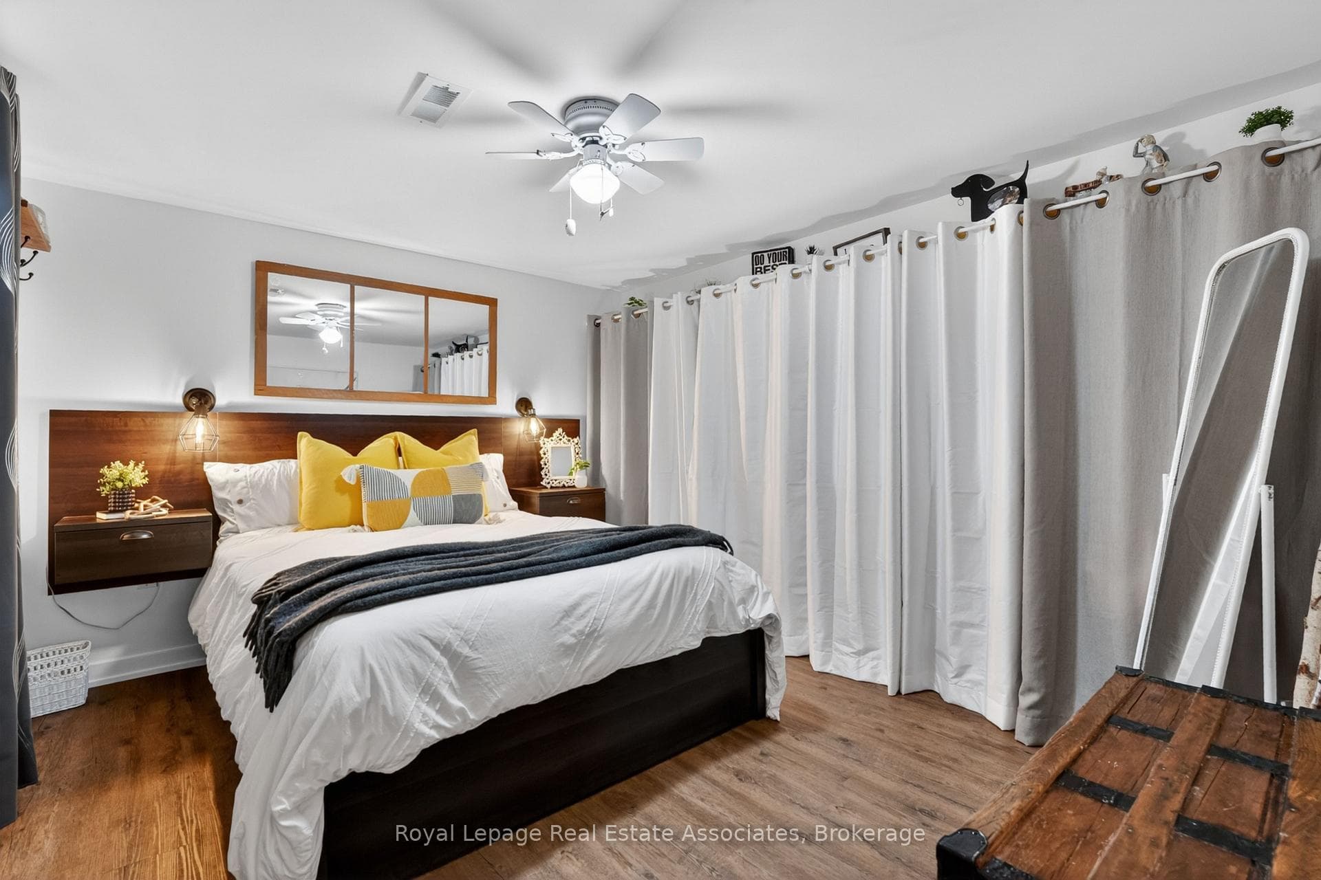 174 Cheverie Street - Detached photo 37 of 49 in Oakville, Ontario