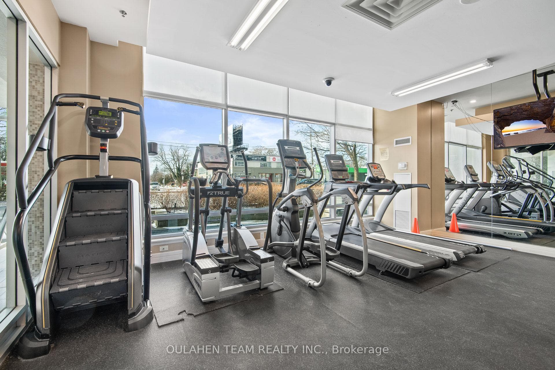 16 Harrison Garden Boulevard Unit 309 - Condo photo 22 of 35 in Willowdale / Newtonbrook, Ontario