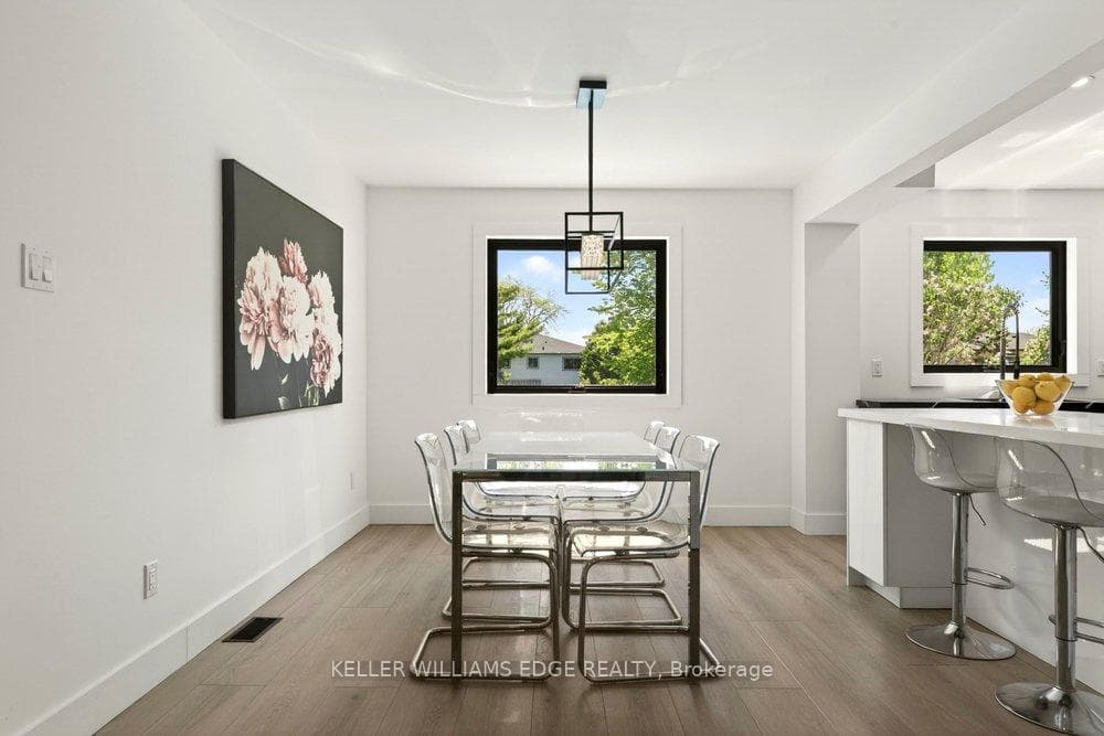 2192 Melissa Crescent - Detached photo 5 of 31 in Burlington, Ontario