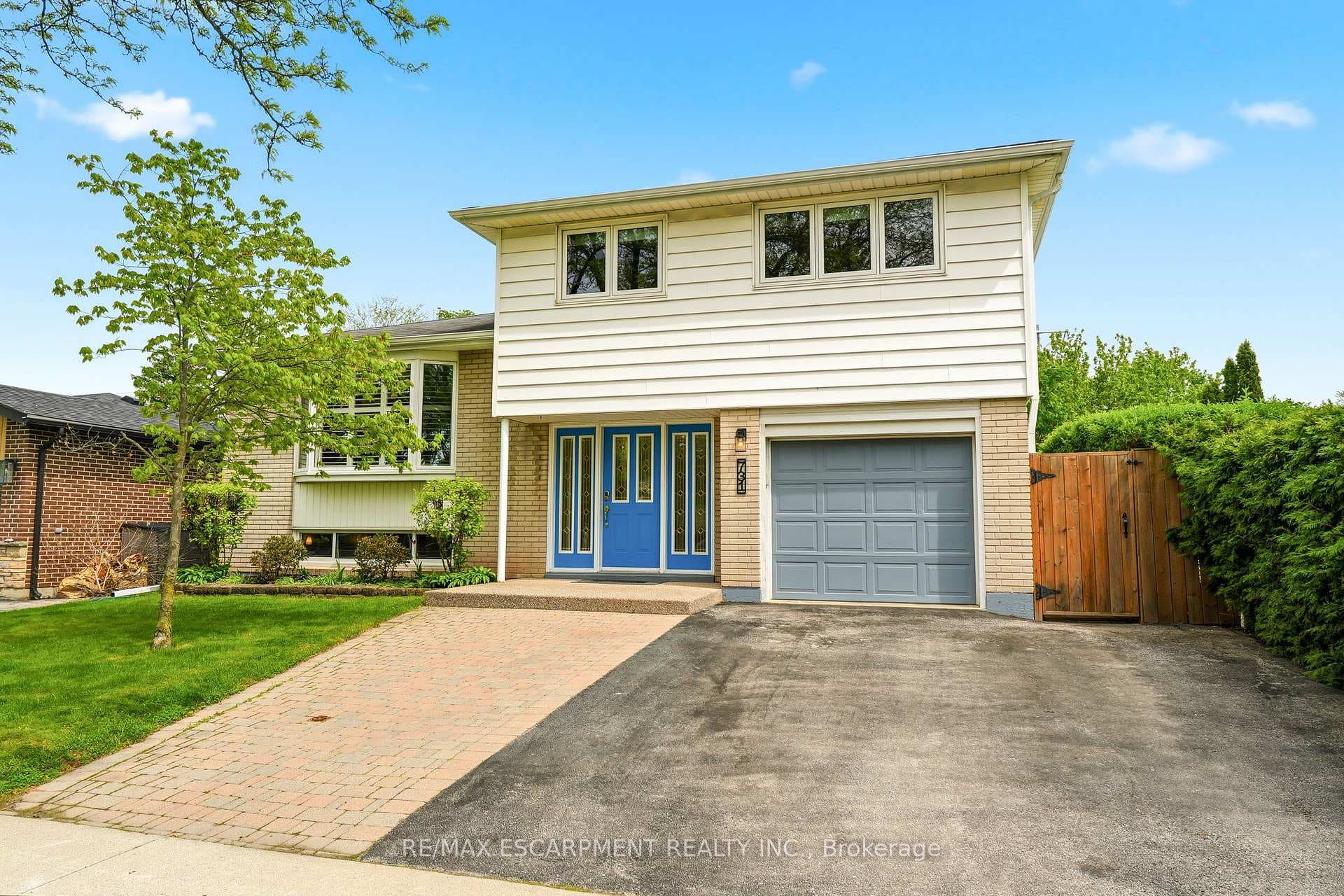 731 Mullin Way - Detached photo 1 of 50 in Burlington, Ontario
