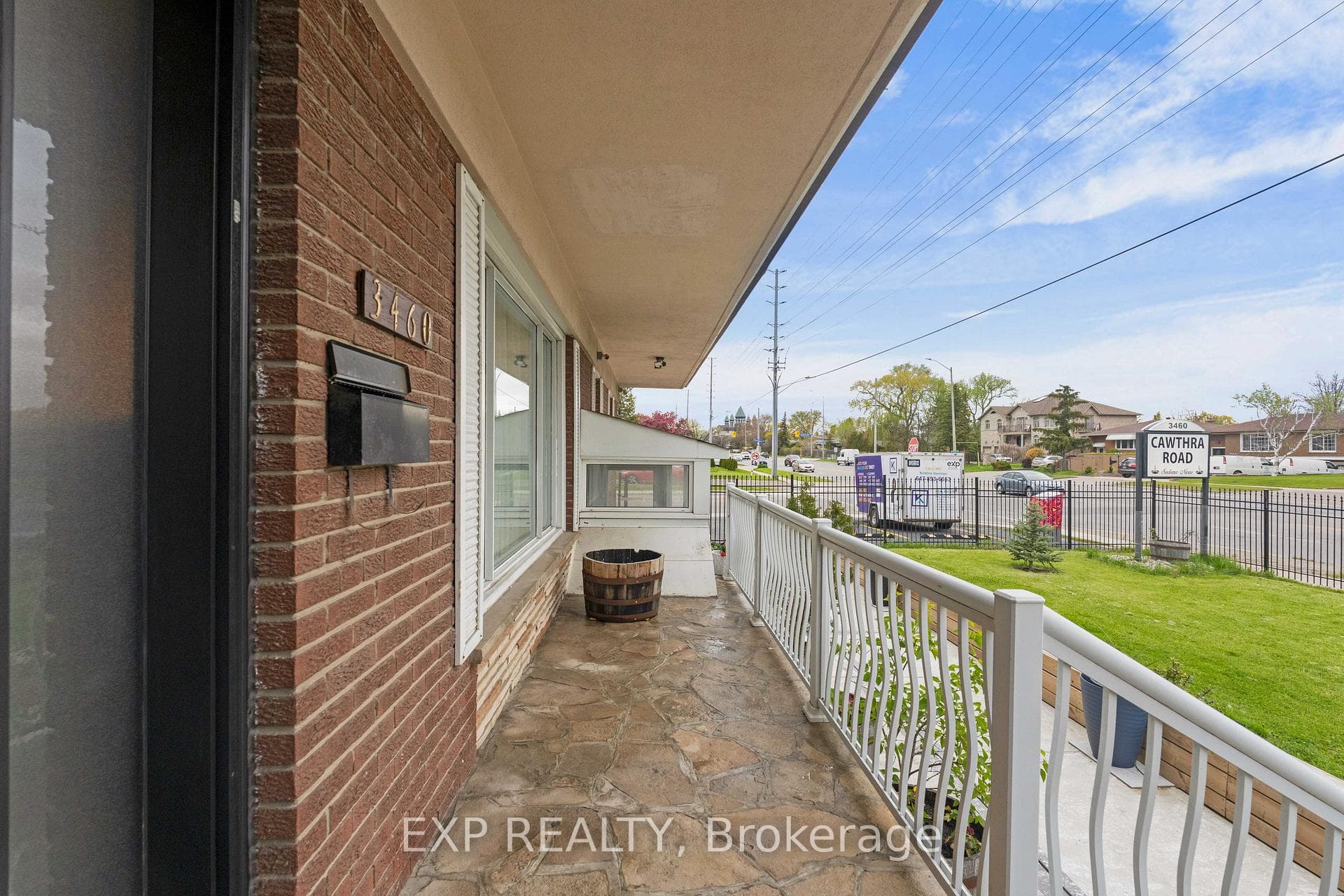 3460 Cawthra Road - Detached photo 3 of 49 in Mississauga, Ontario