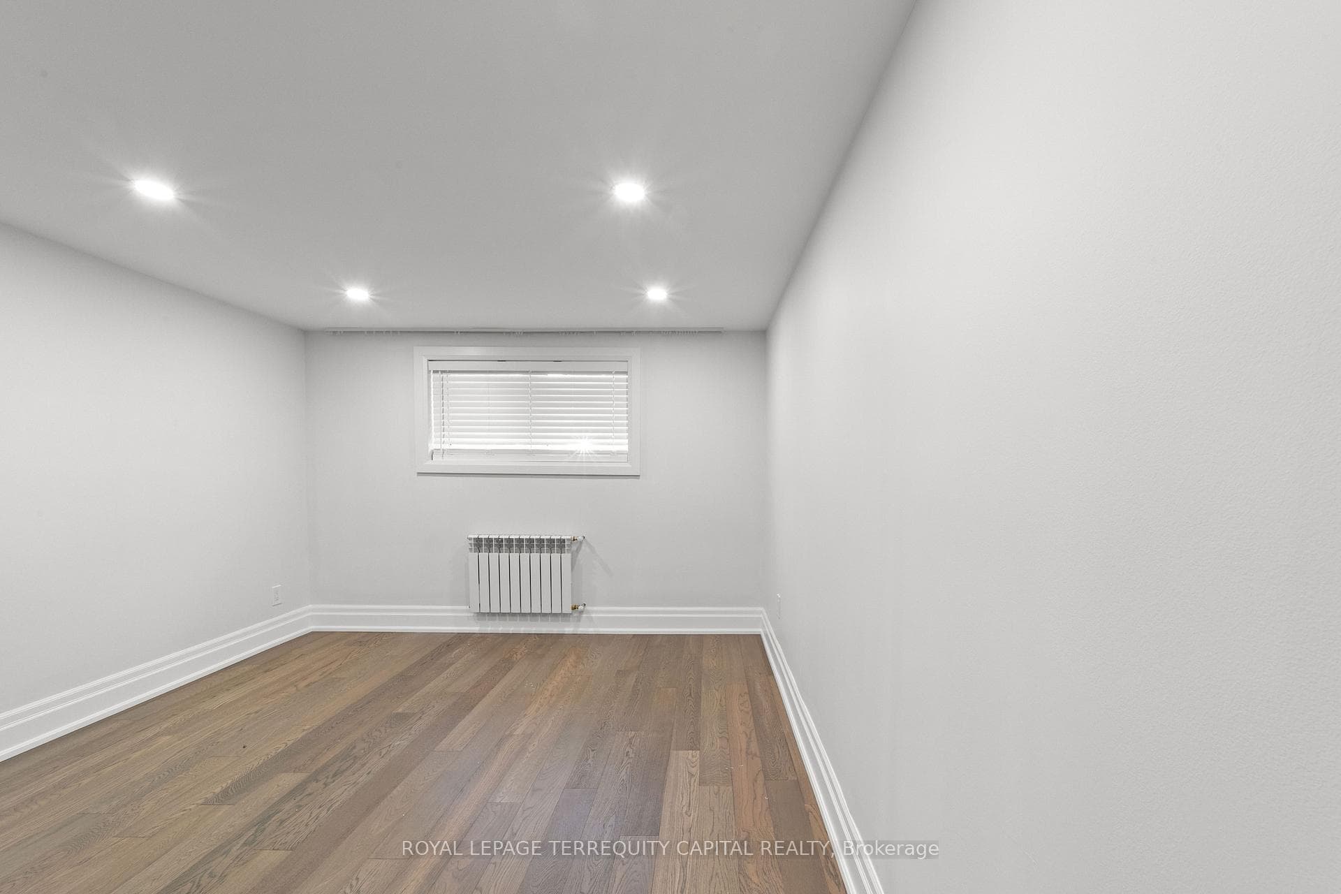 730 Hyde Road - Detached photo 38 of 50 in Burlington, Ontario