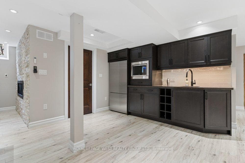 2293 Carpenters Circle - Detached photo 46 of 50 in Oakville, Ontario