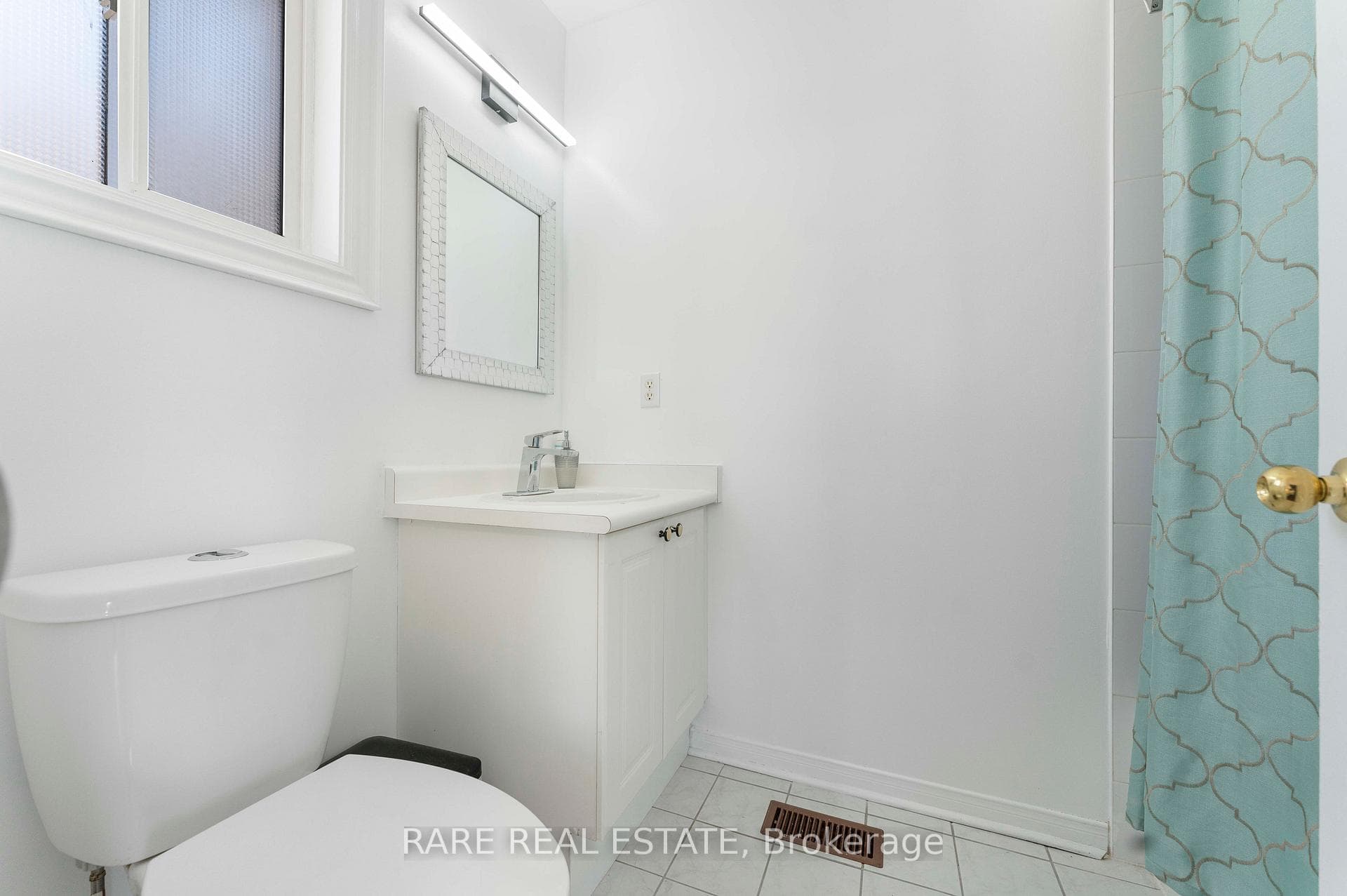 33 SOUTHBEND Drive - Detached photo 17 of 50 in Brampton, Ontario