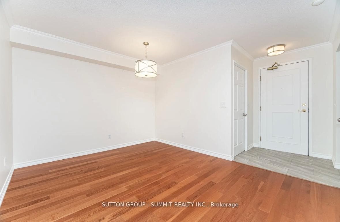 2300 Parkhaven Boulevard Unit 207 - Condo photo 6 of 26 in Oakville, Ontario