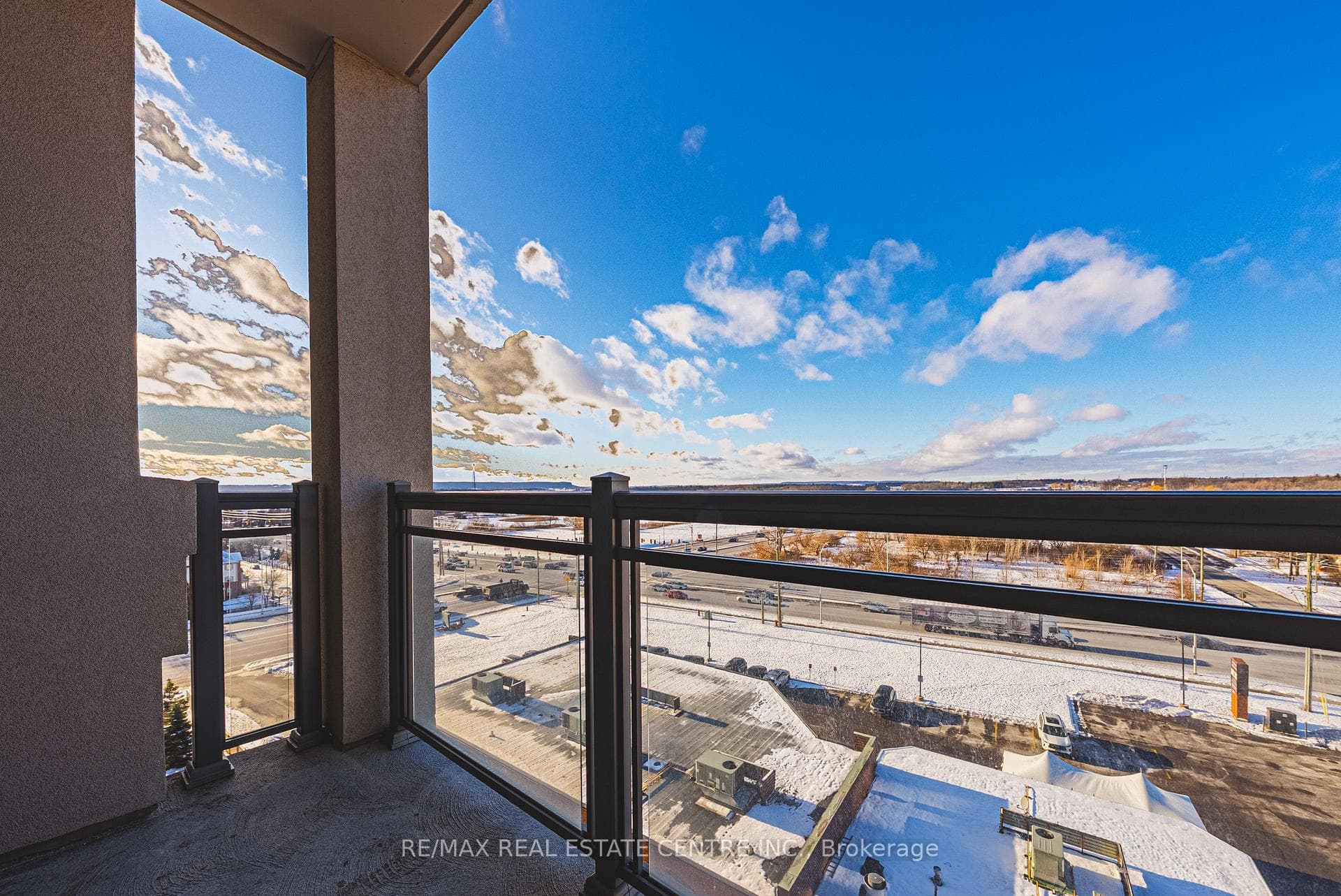 2486 Old Bronte Road Unit 706 - Condo photo 25 of 38 in Oakville, Ontario
