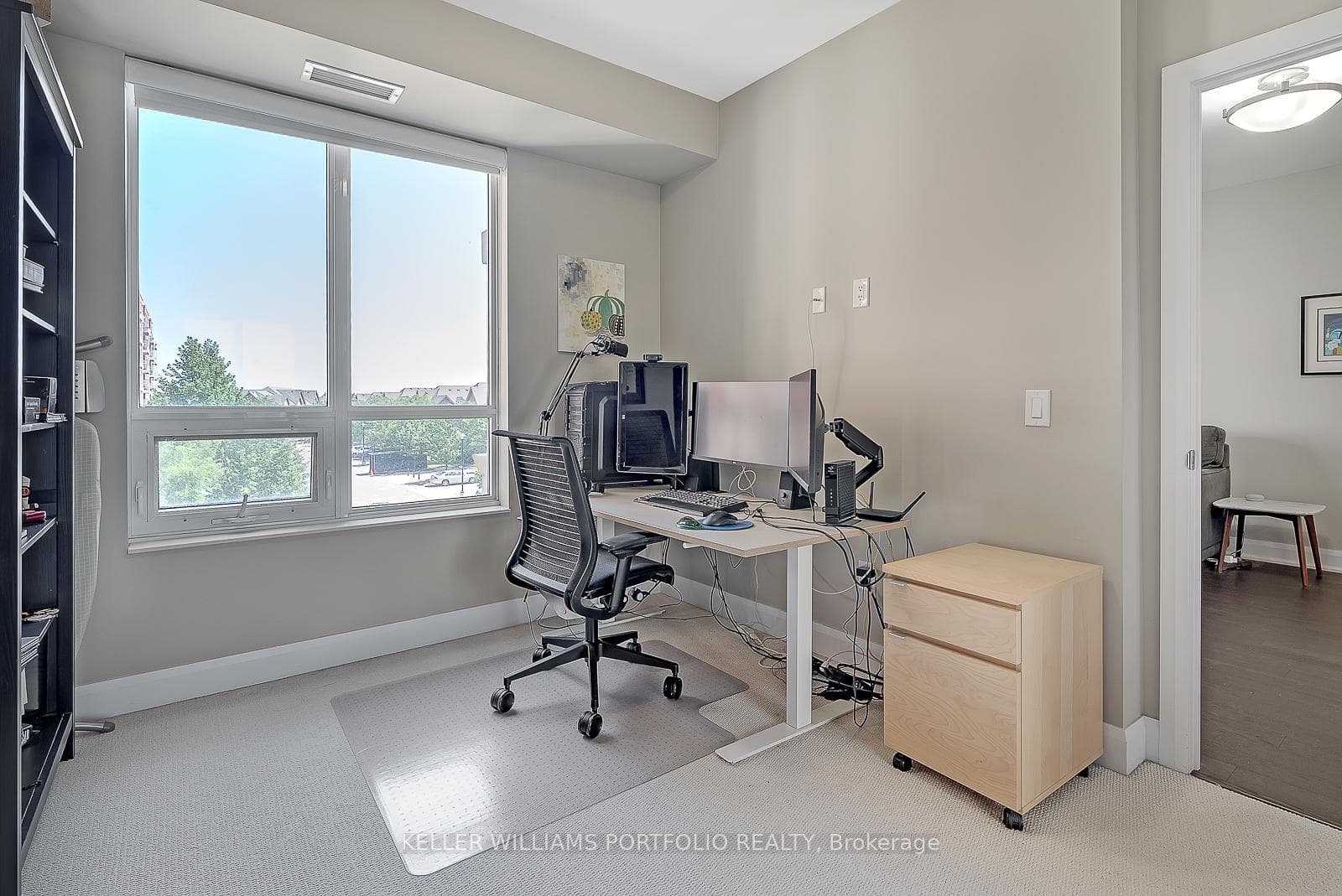 2480 Prince Michael Drive Unit 304 - Condo photo 15 of 27 in Oakville, Ontario