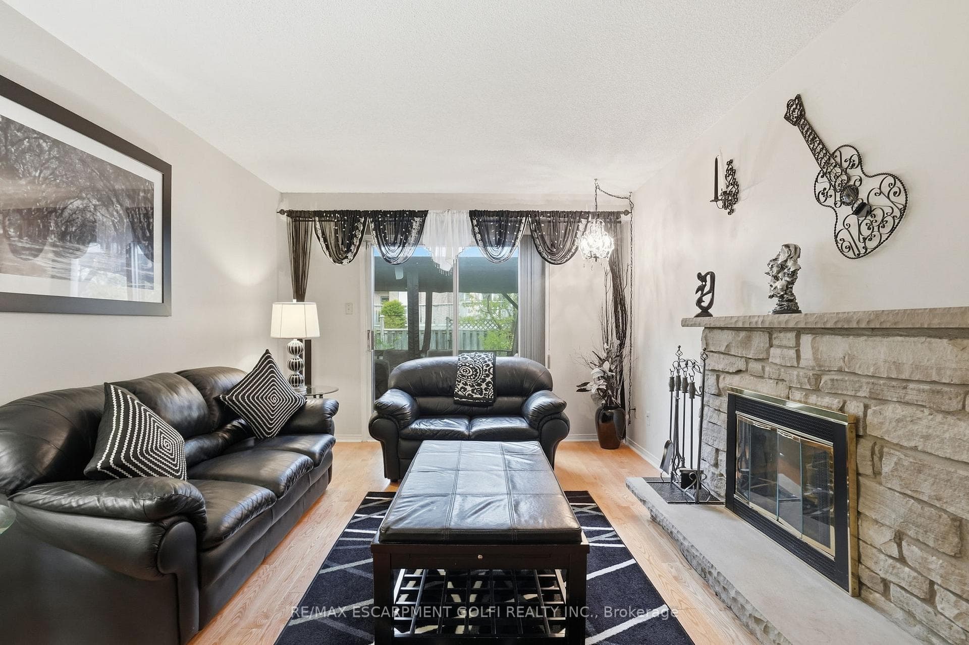 3277 Folkway Drive - Detached photo 13 of 41 in Burlington, Ontario