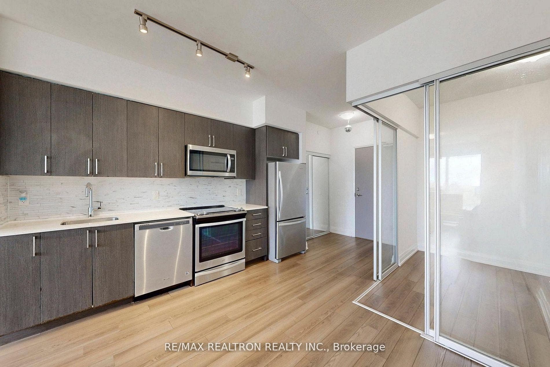 3121 Sheppard Avenue Unit #710 - Condo photo 11 of 39 in Scarborough Village / Eglinton East, Ontario