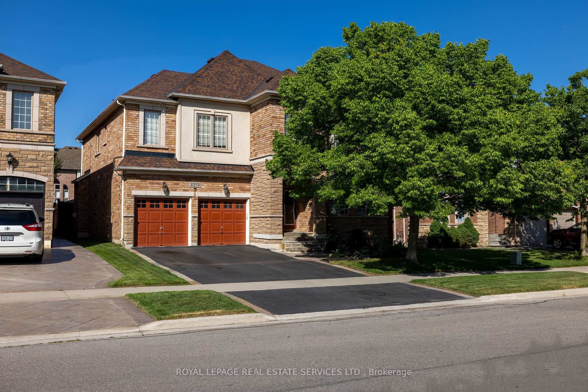 2313 Coronation Drive - Detached photo 1 of 50 in Oakville, Ontario