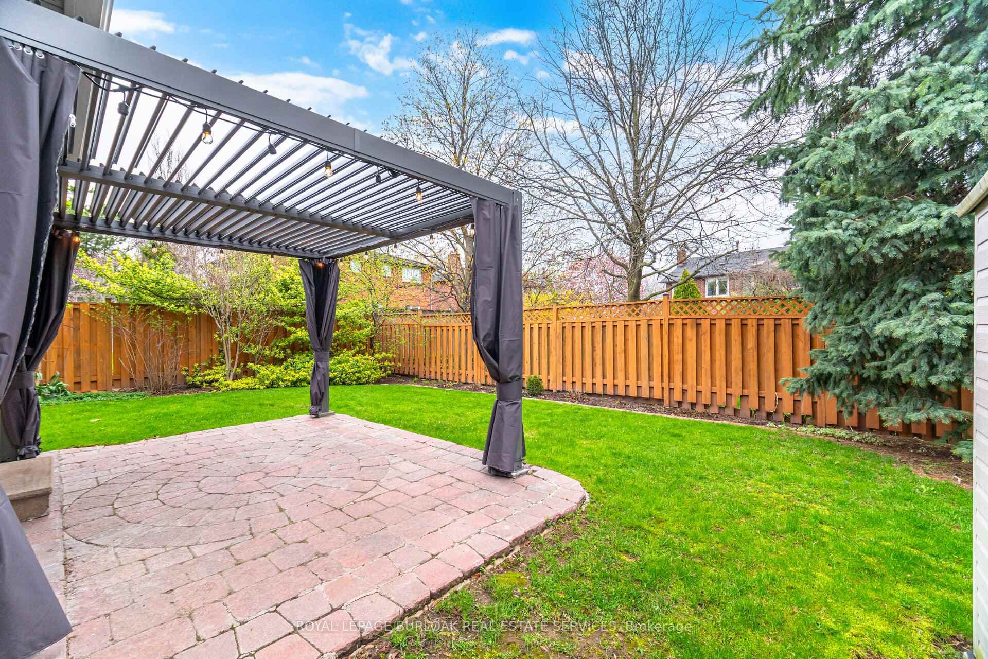 1004 Roxborough Drive - Detached photo 48 of 50 in Oakville, Ontario