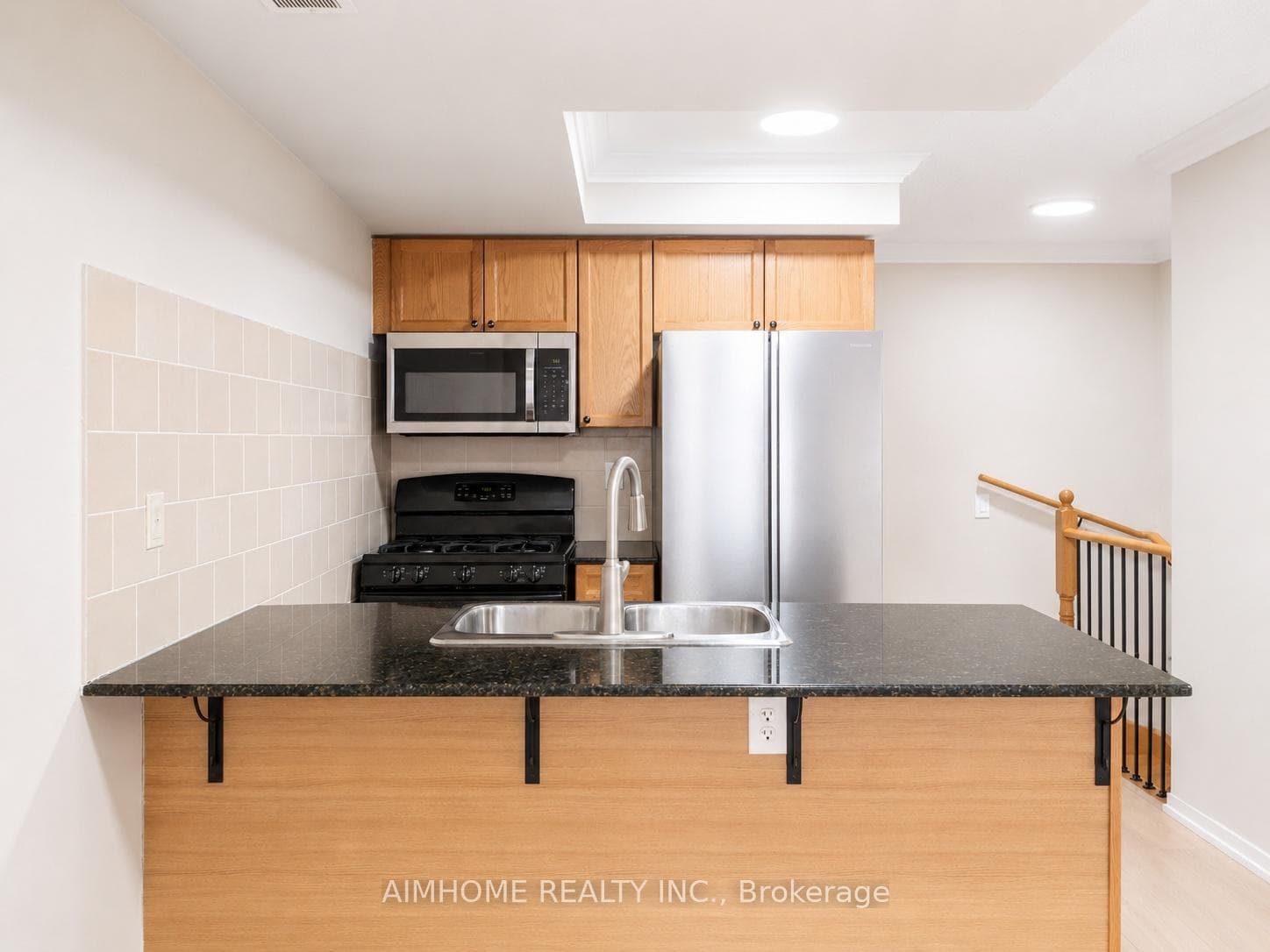 29 Frances Loring Lane Unit 6 - Condo photo 8 of 39 in Riverdale / Leslieville, Ontario